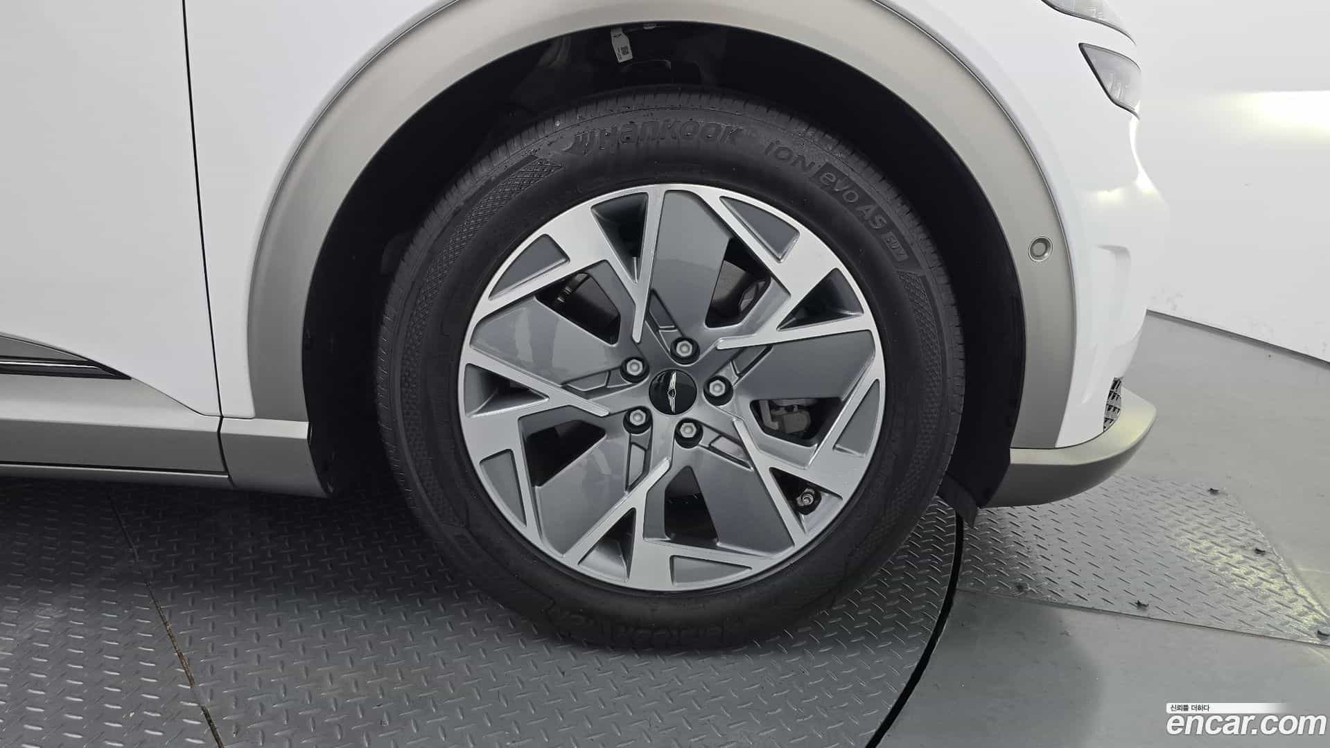 GV60 Genesis 2023.3-OPTION-044