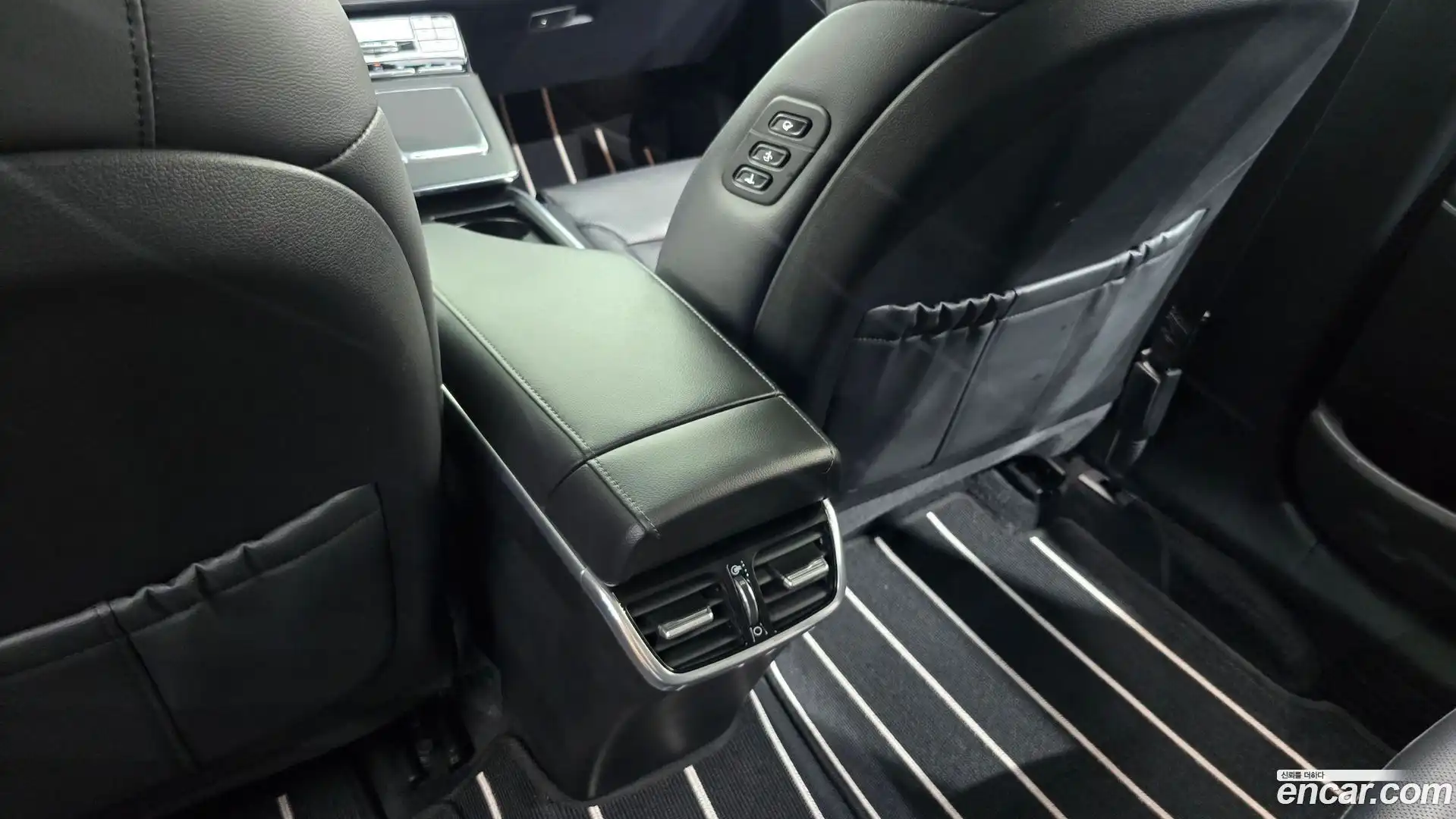 Grandeur Hyundai 2019.11-OPTION-044