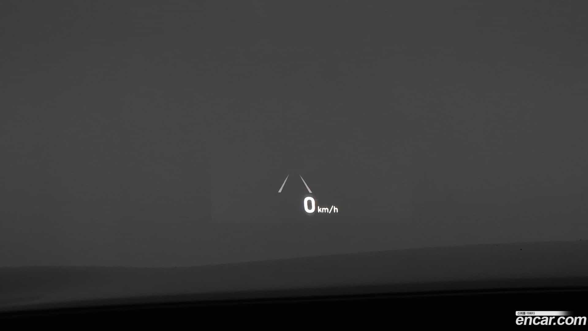 EQ900 Genesis 2017.8-OPTION-015