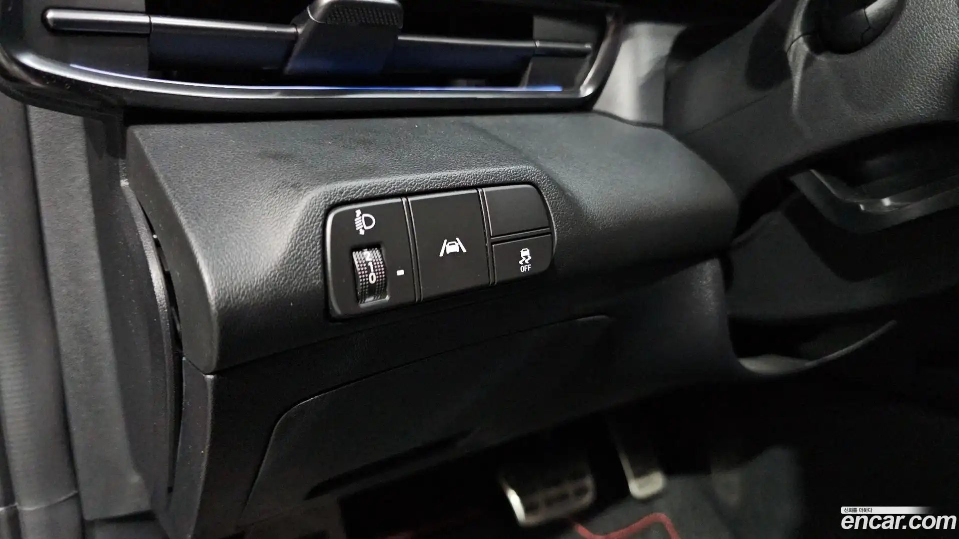 AVANTE Hyundai 2023.0-OPTION-021
