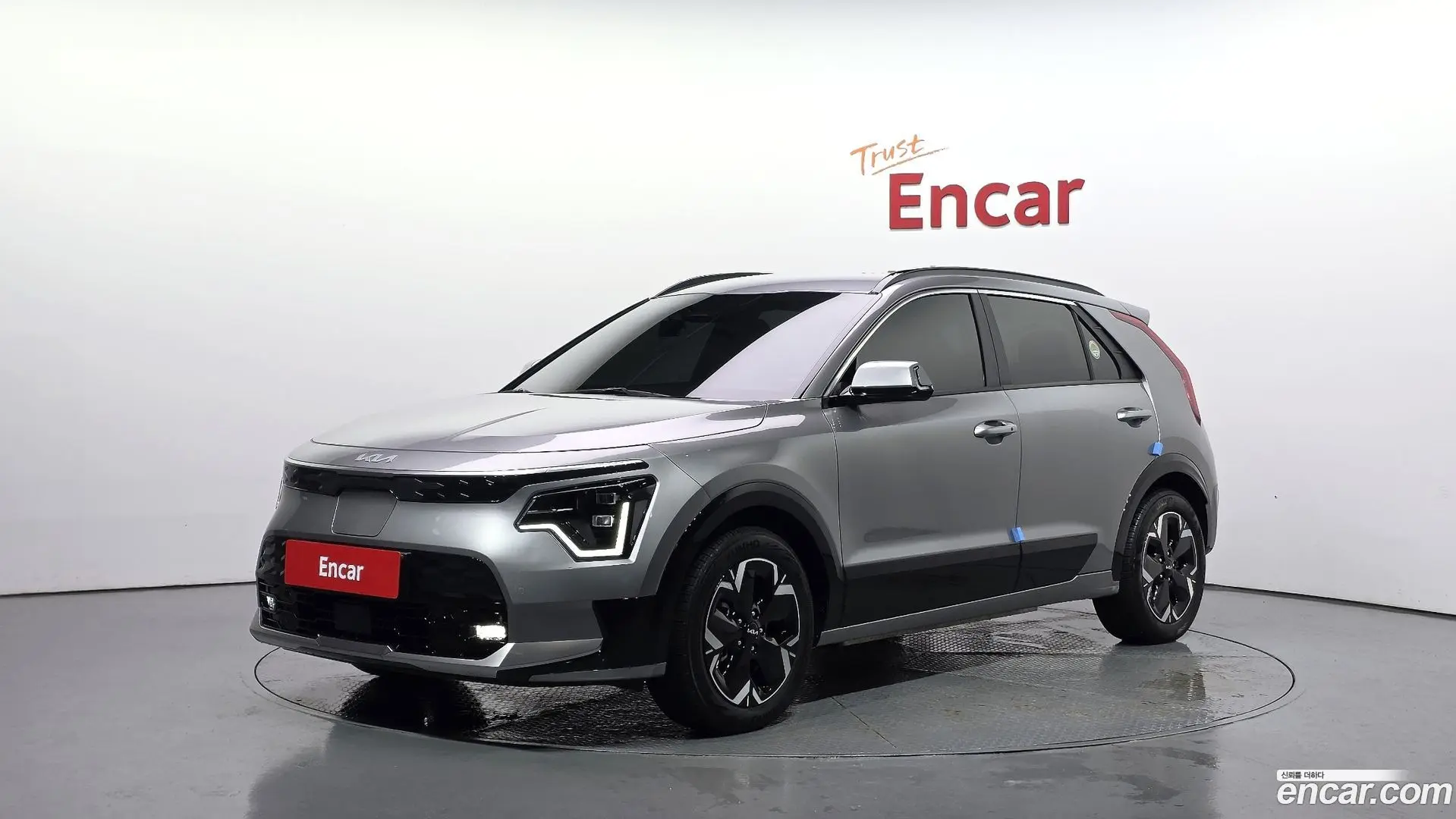 Main__Slider__Photo:Niro Kia 2023.4-0
