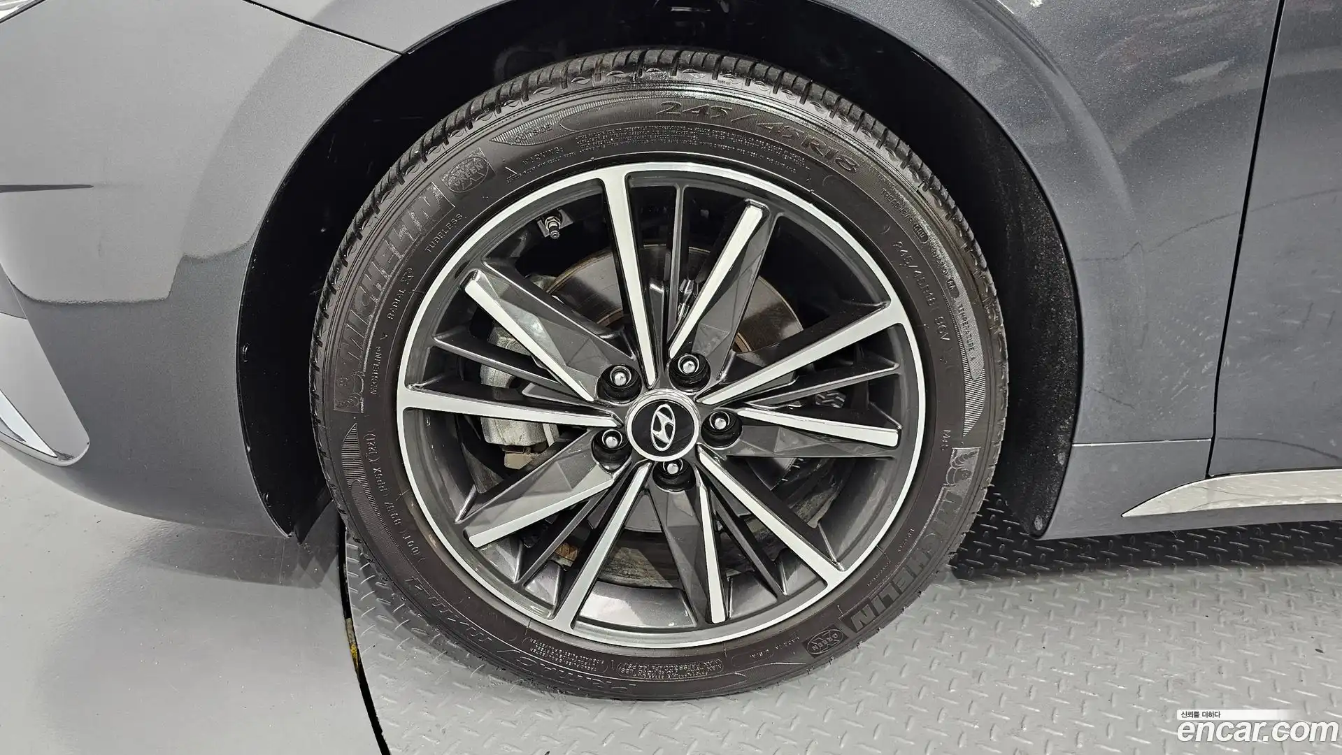 Grandeur Hyundai 2022.2-OUTER-005