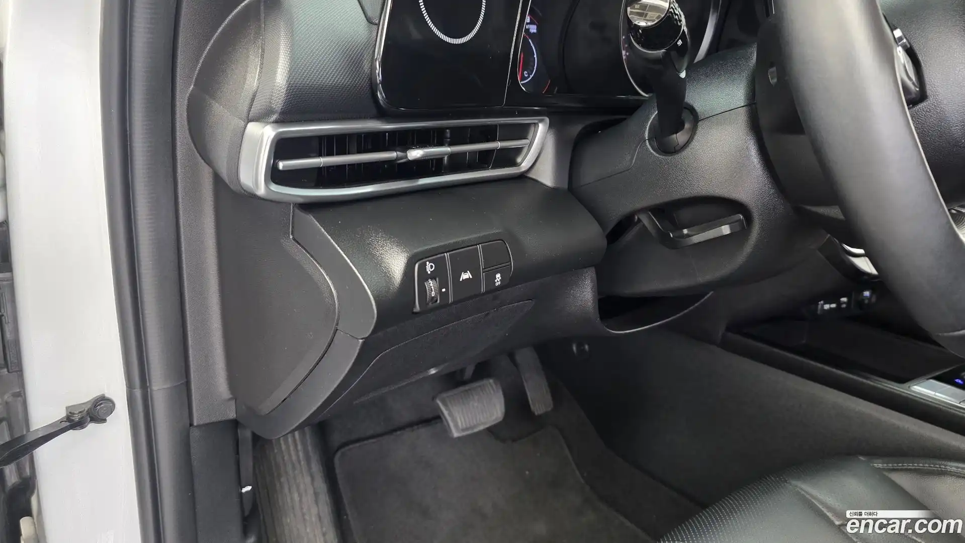 AVANTE Hyundai 2023.2-OPTION-021