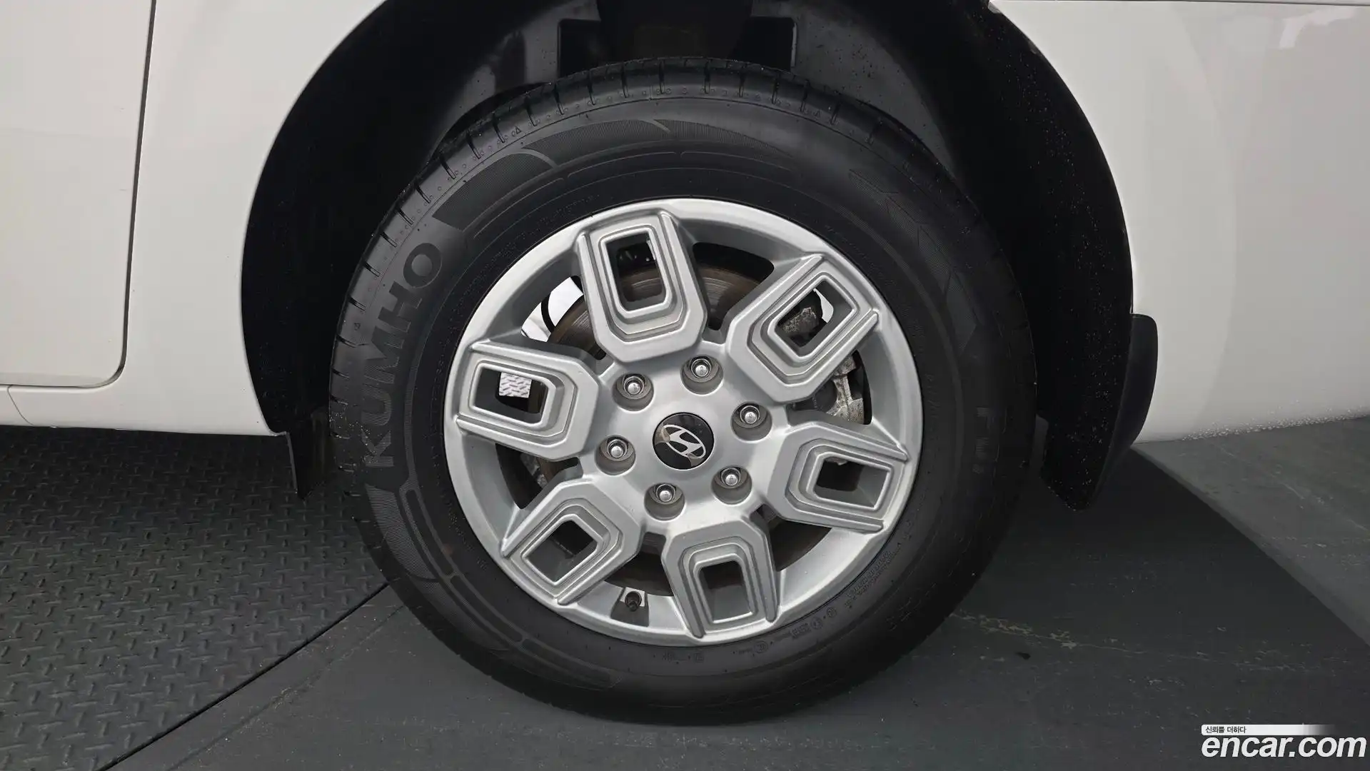 Staria Hyundai 2025.3-OUTER-031