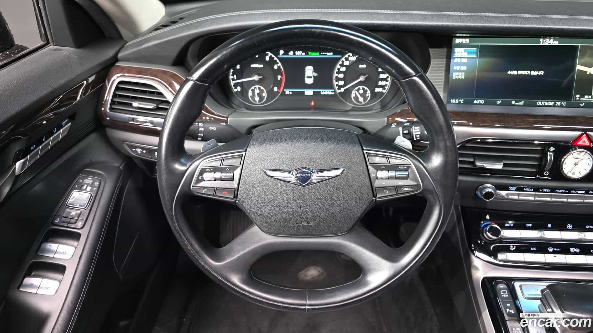 EQ900 Genesis 2018.2-OPTION-017