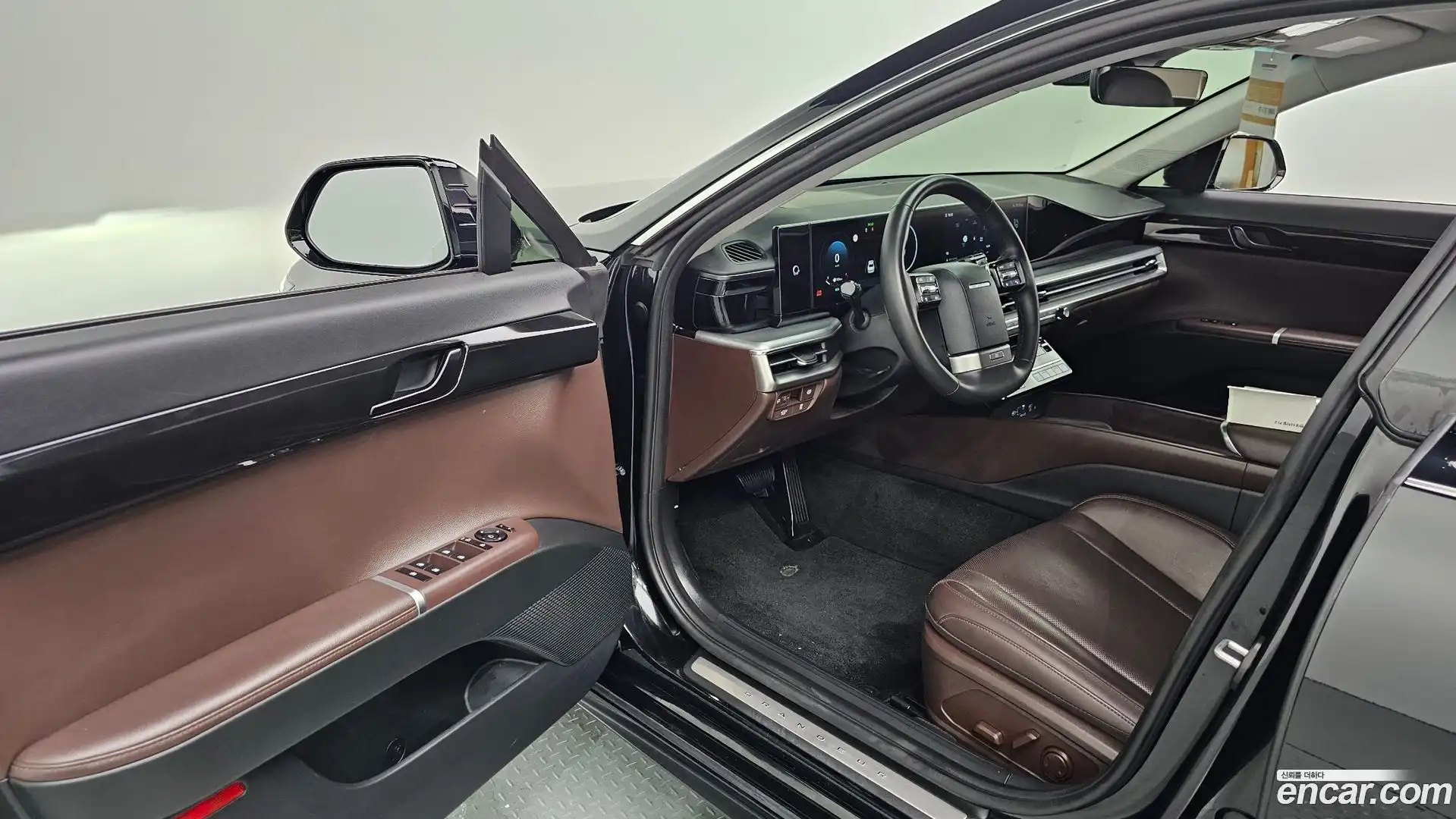 Grandeur Hyundai 2023.3-INNER-010