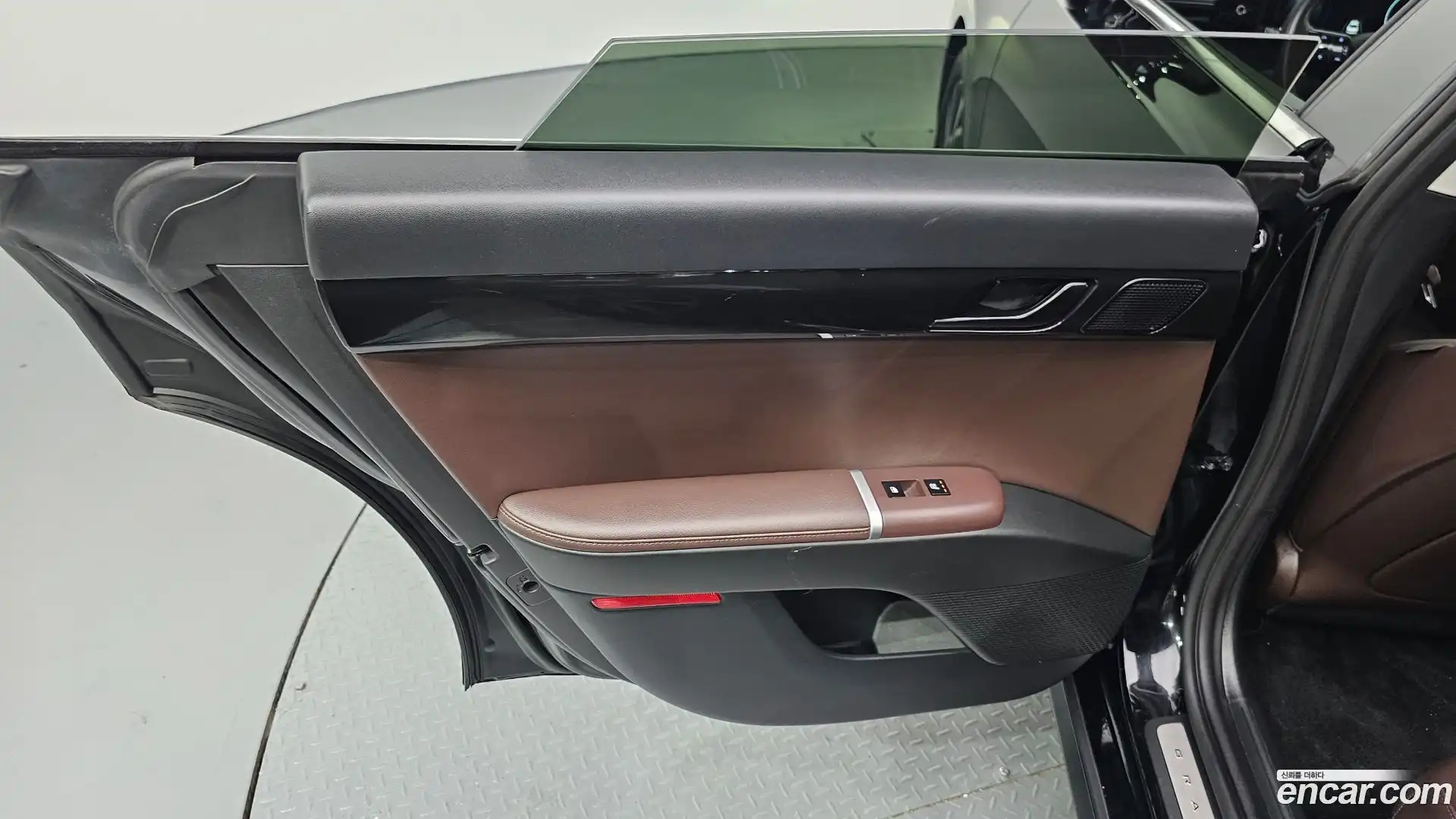 Grandeur Hyundai 2023.3-INNER-035