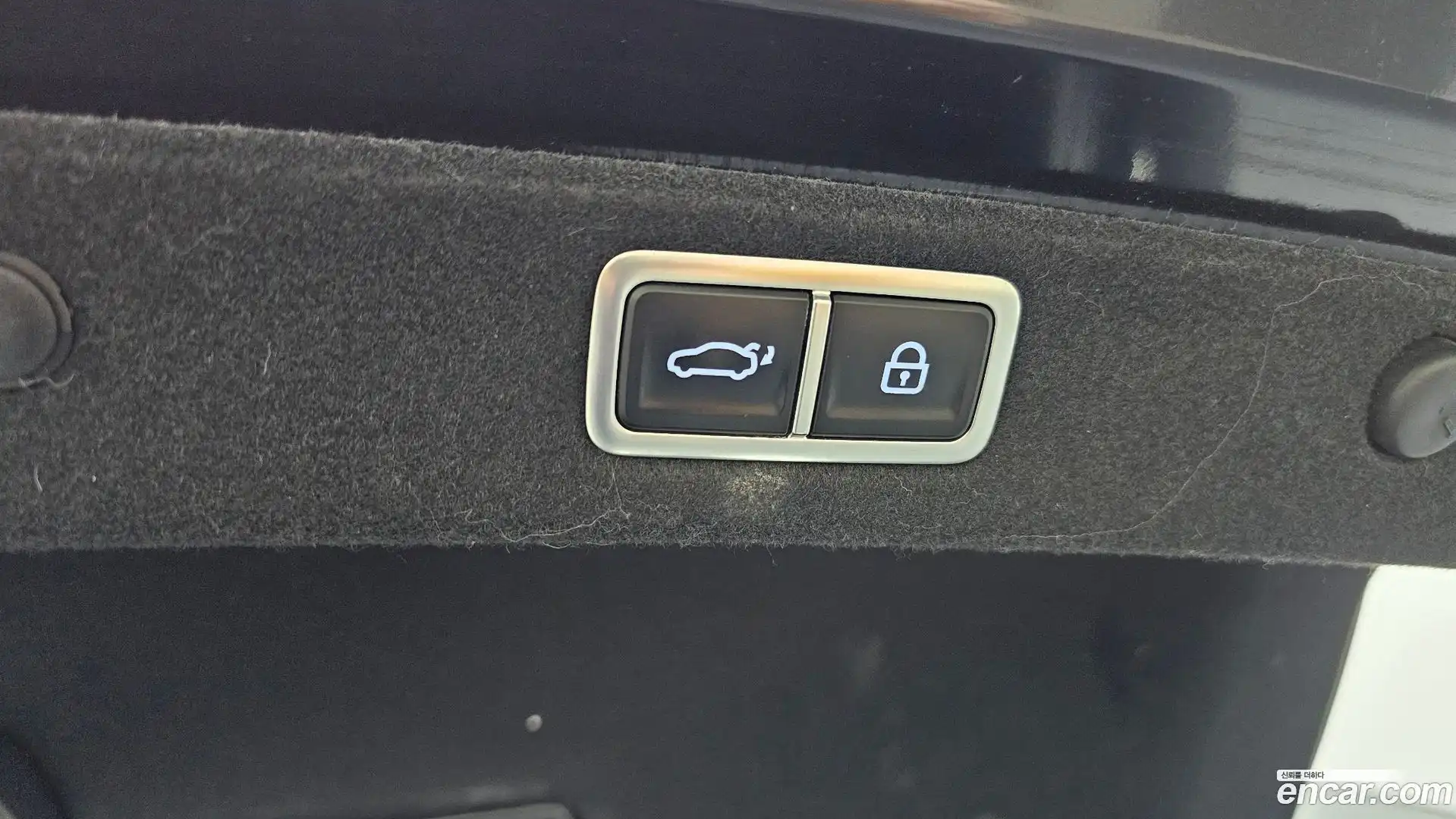 Grandeur Hyundai 2023.3-OPTION-040