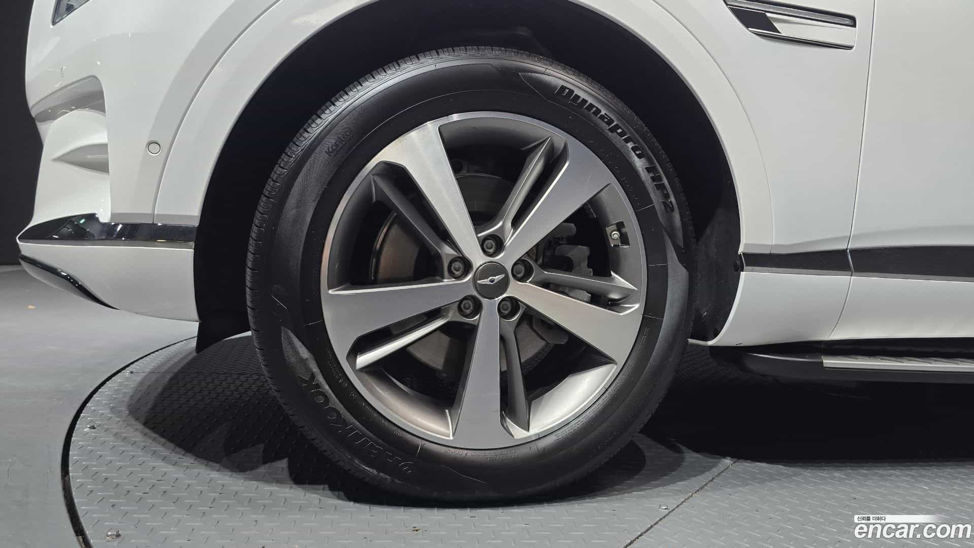 GV80 Genesis 2021.7-OUTER-005