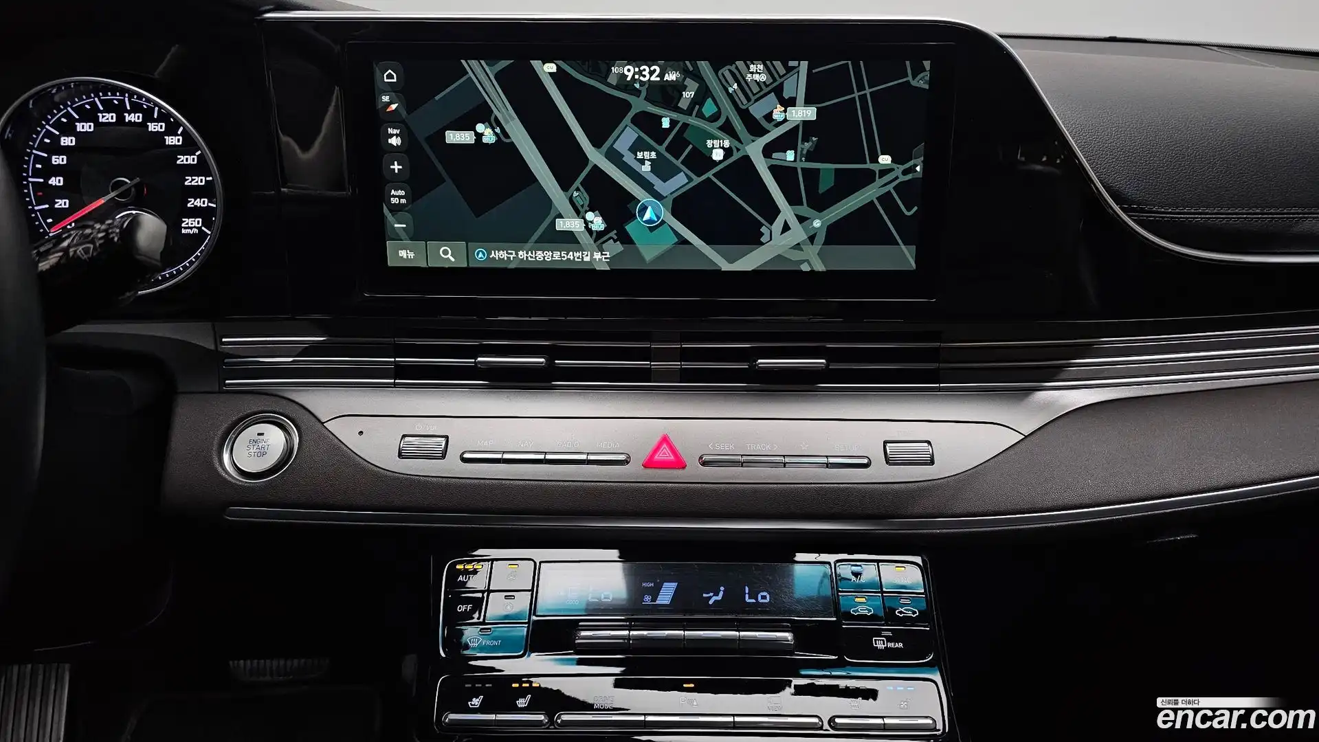Grandeur Hyundai 2022.3-OPTION-018