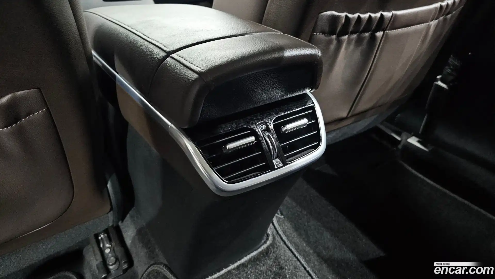 Grandeur Hyundai 2022.3-OPTION-023