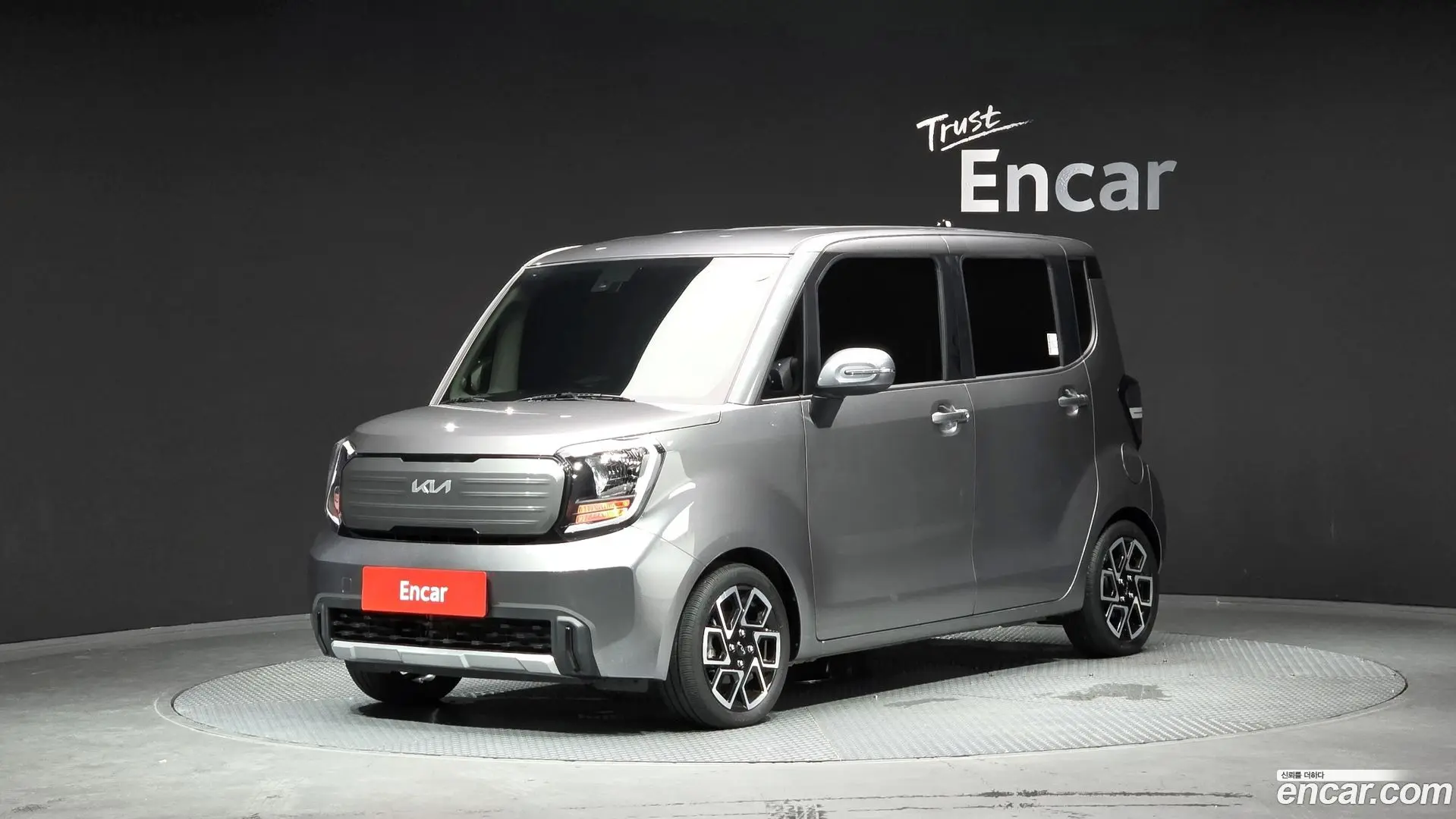 Main__Slider__Photo:RAY Kia 2024.2-0