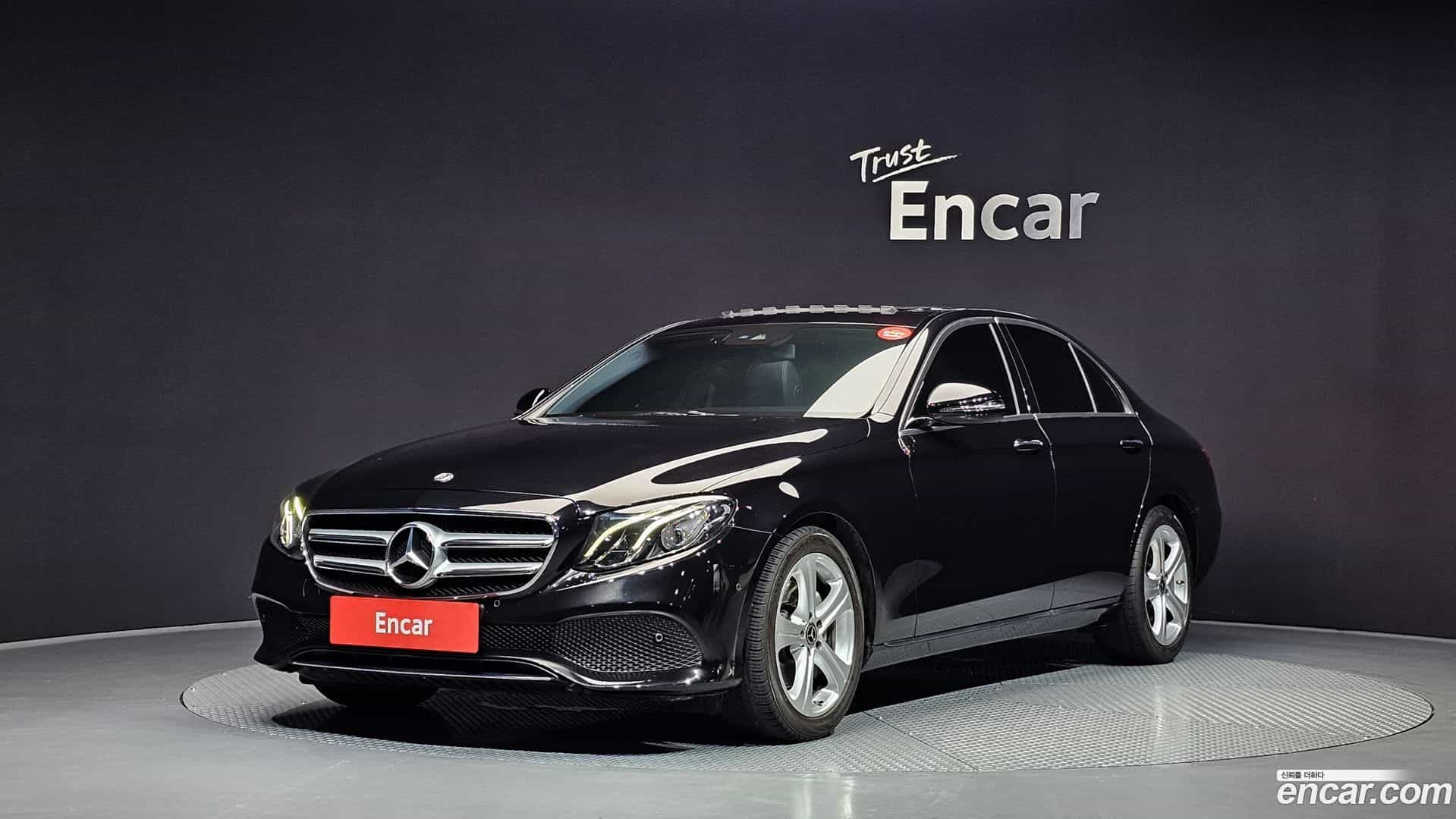 E-Class Mercedes-Benz 2018.4-OUTER-001
