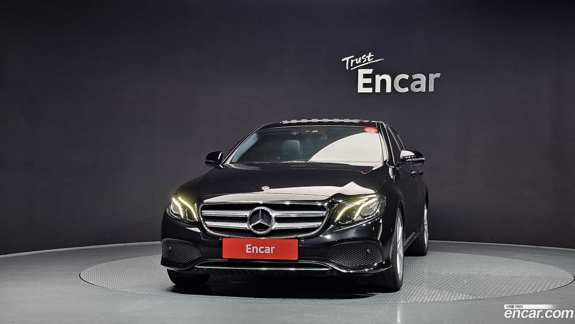 E-Class Mercedes-Benz 2018.4-OUTER-003