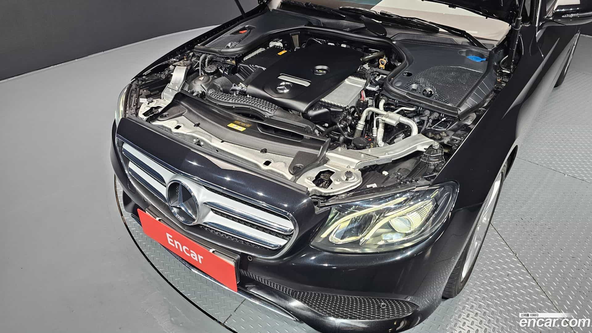 E-Class Mercedes-Benz 2018.4-OUTER-006