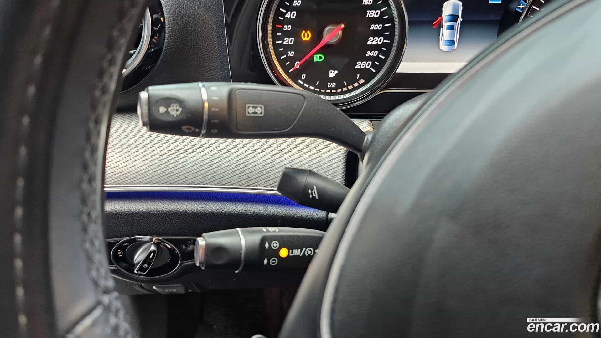 E-Class Mercedes-Benz 2018.4-OPTION-022
