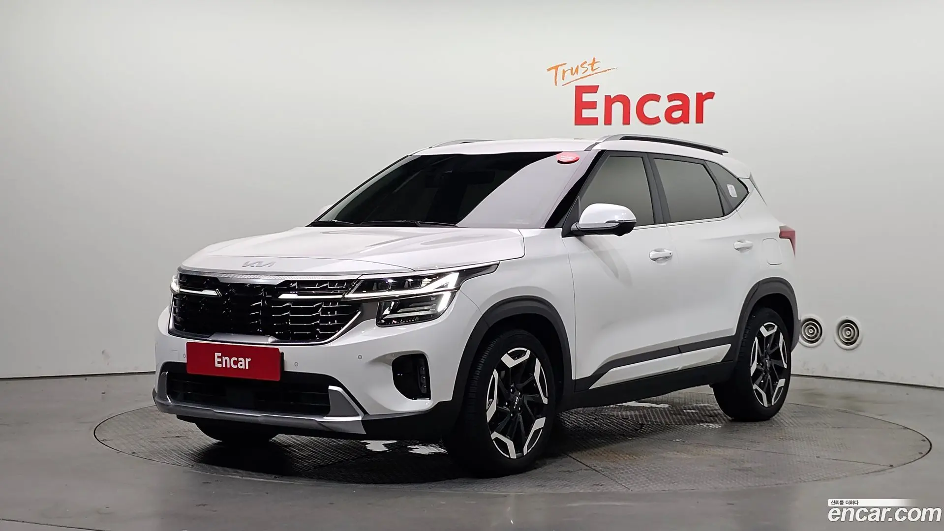 Main__Slider__Photo:Seltos Kia 2023.5-0