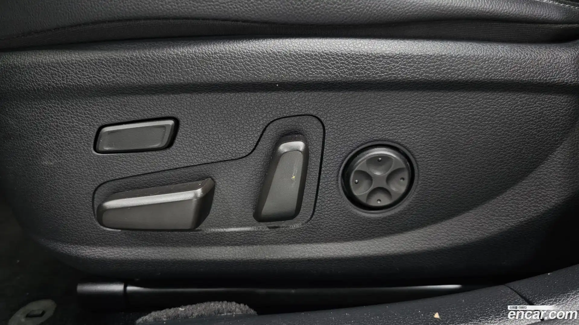 Grandeur Hyundai 2020.0-OPTION-045