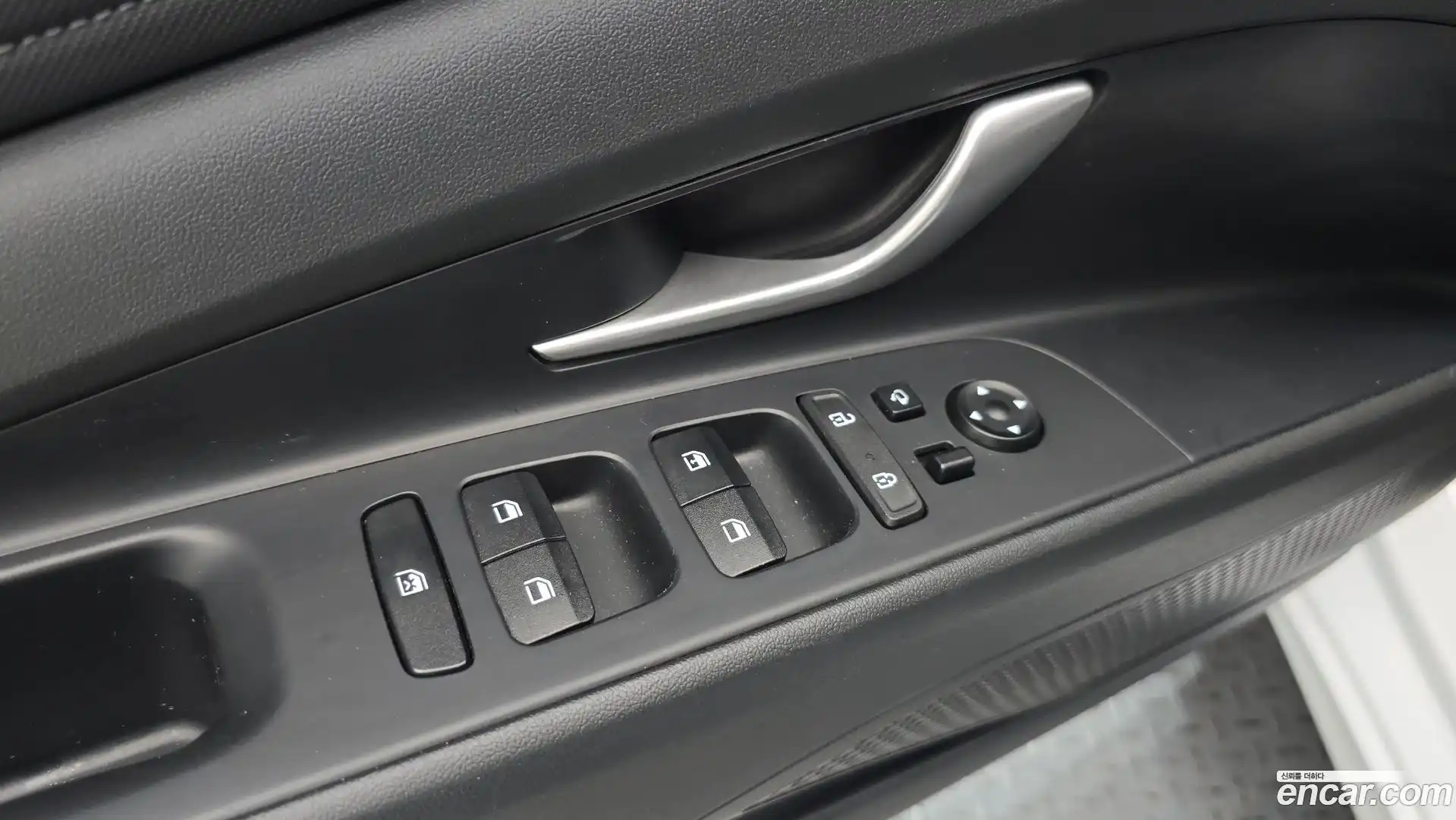 AVANTE Hyundai 2021.9-OPTION-040