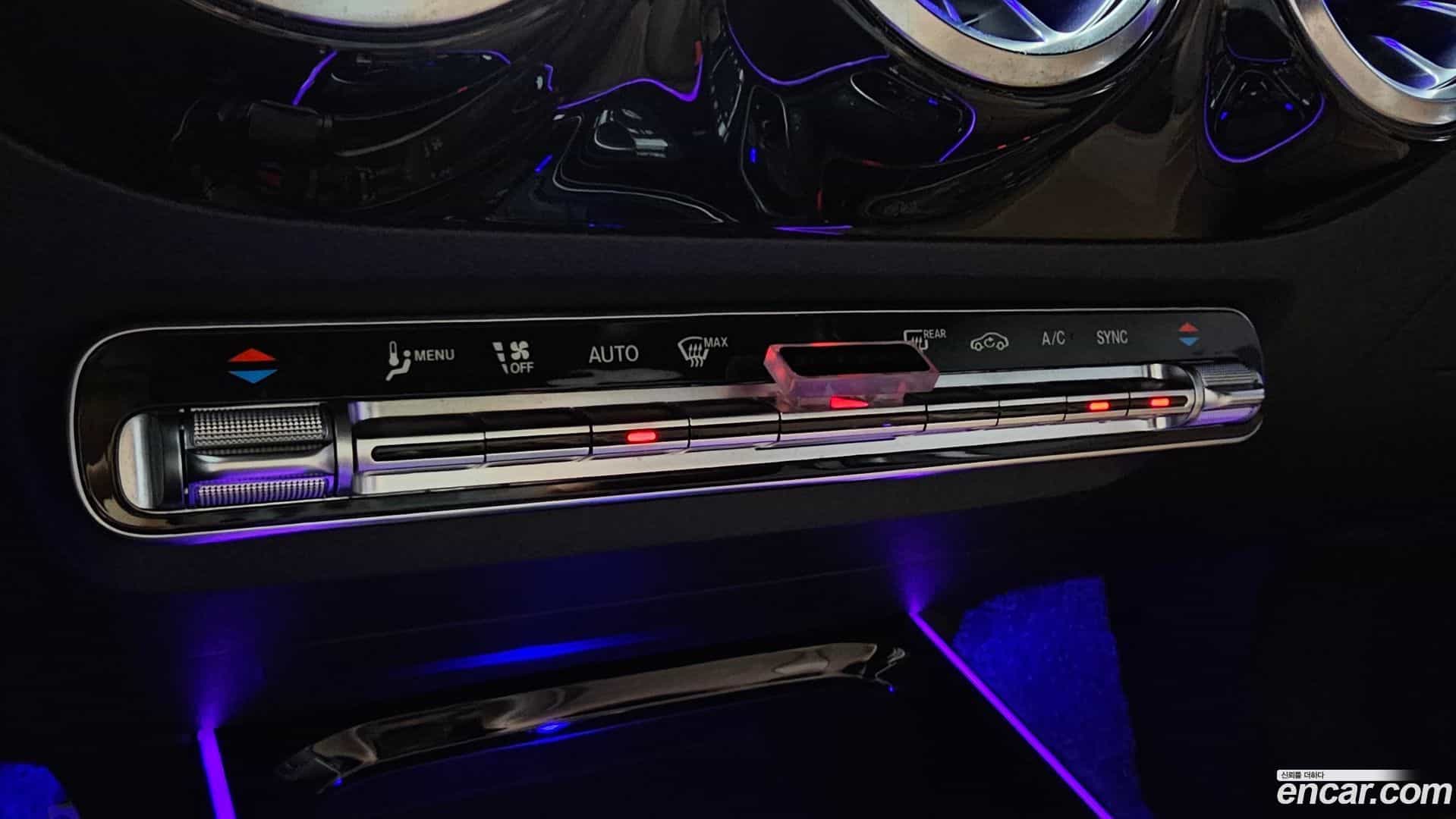 GLA-Class Mercedes-Benz 2022.4-OPTION-022