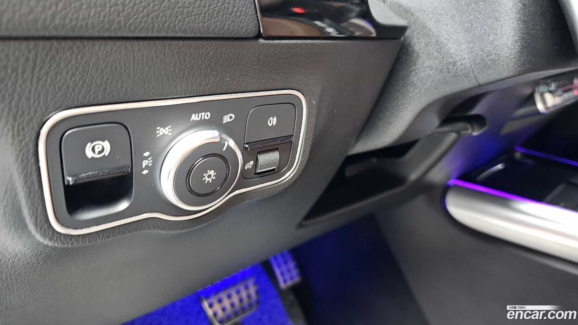 GLA-Class Mercedes-Benz 2022.4-OPTION-040