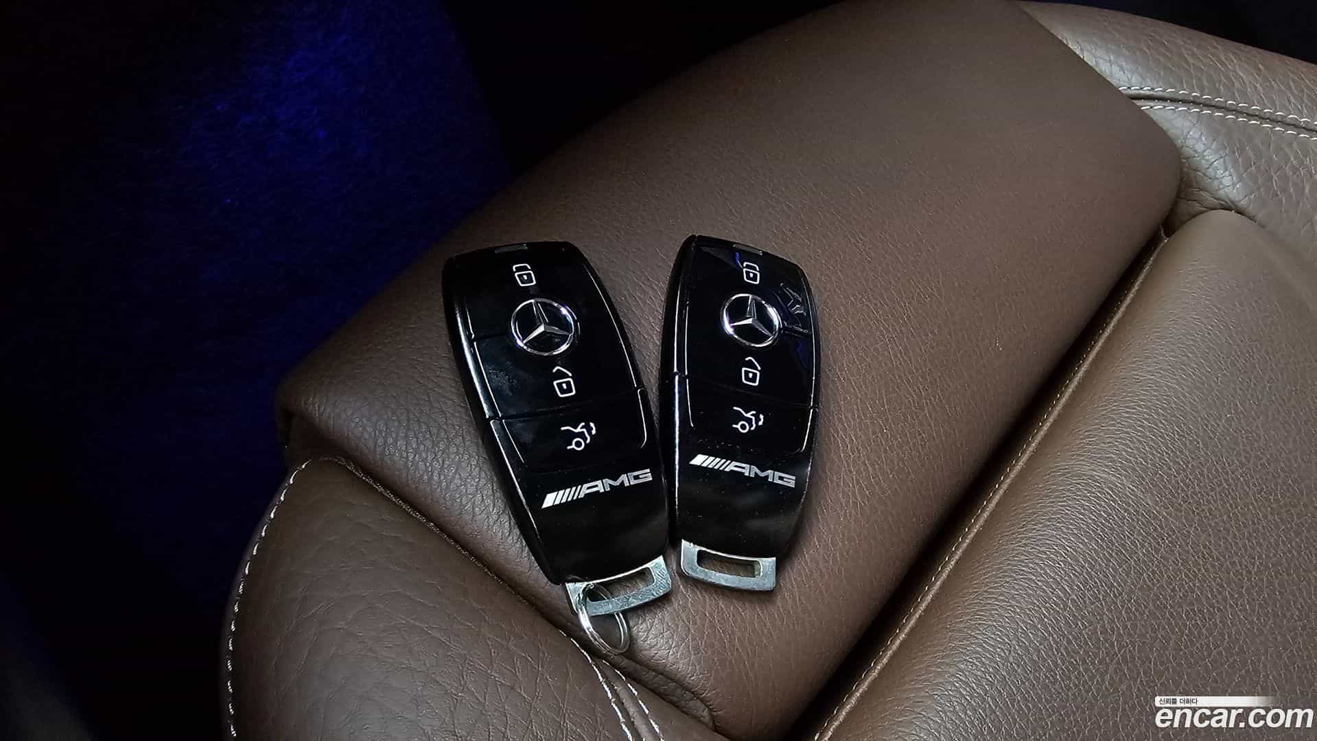 GLA-Class Mercedes-Benz 2022.4-OPTION-042
