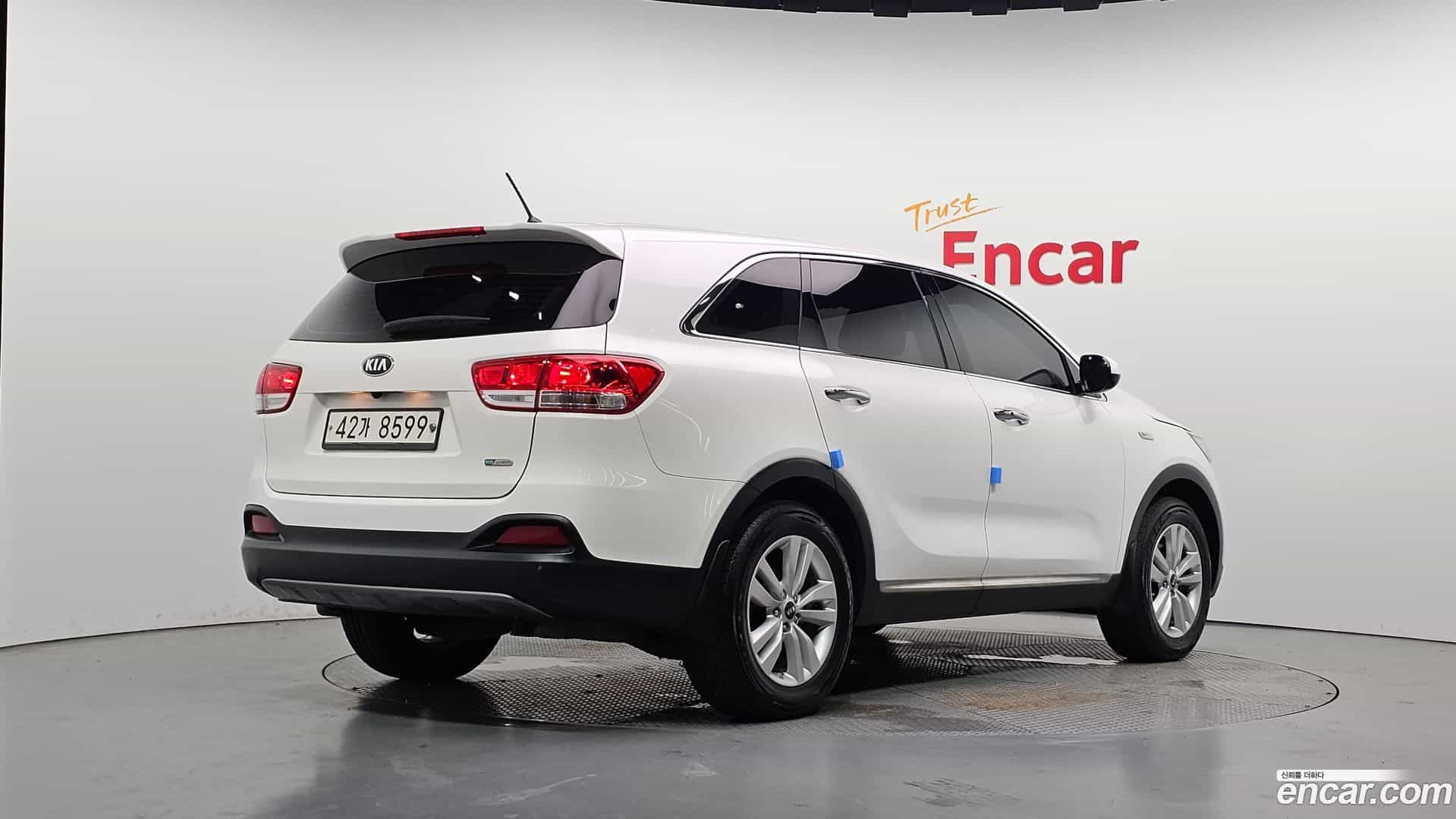 Sorento Kia 2017.3-OUTER-002