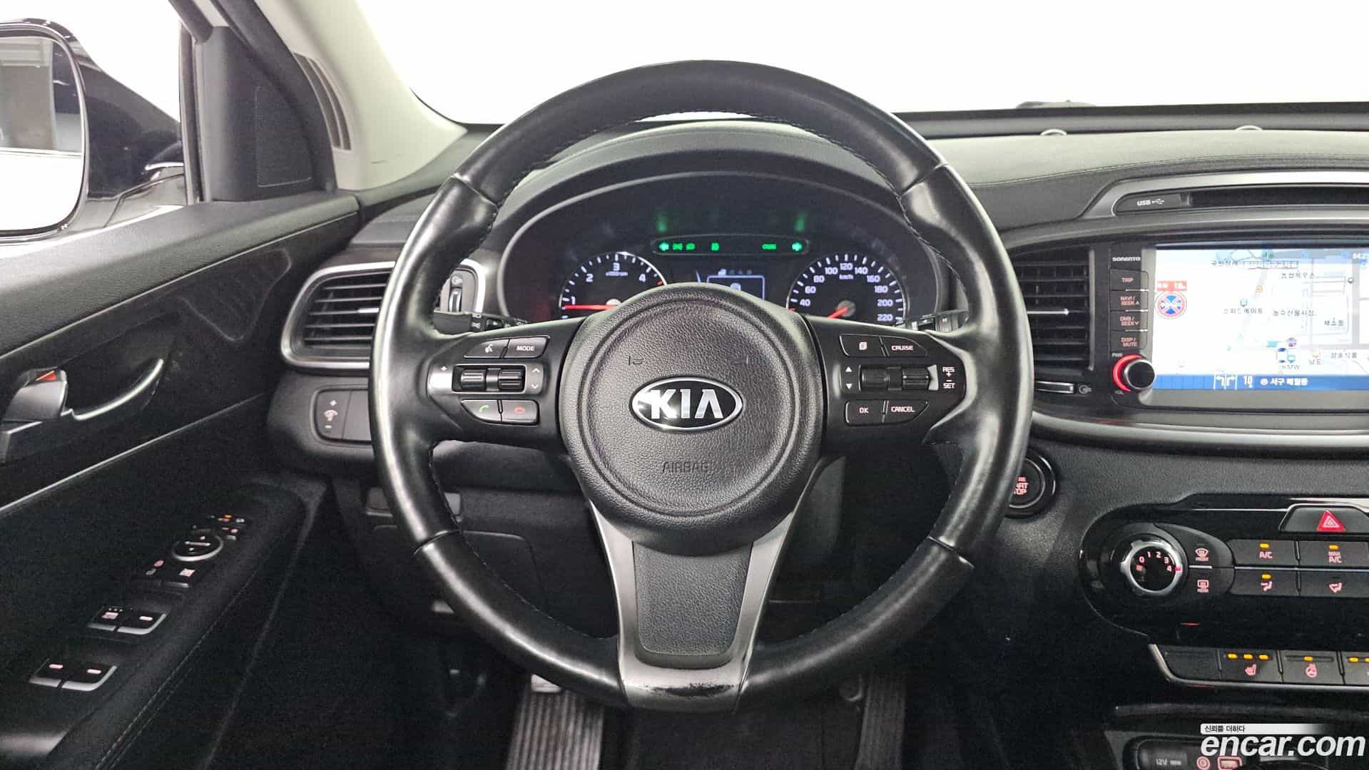 Sorento Kia 2017.3-OPTION-015