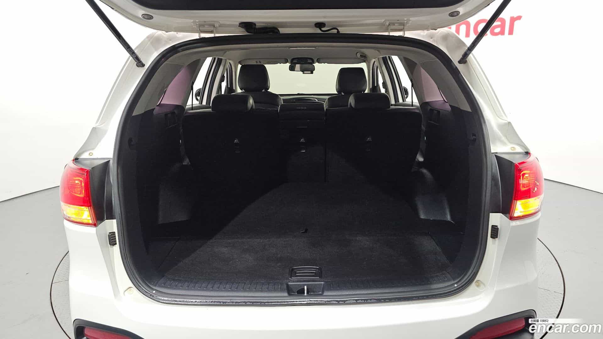 Sorento Kia 2017.3-OPTION-024