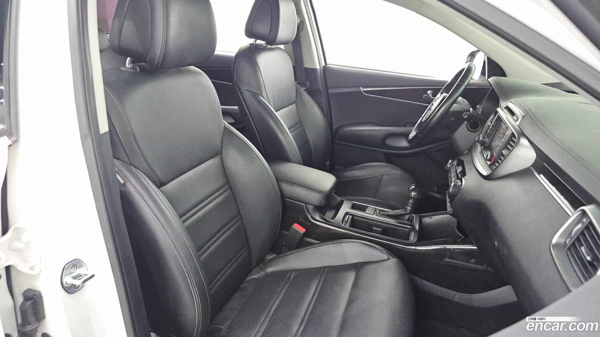 Sorento Kia 2017.3-OPTION-040