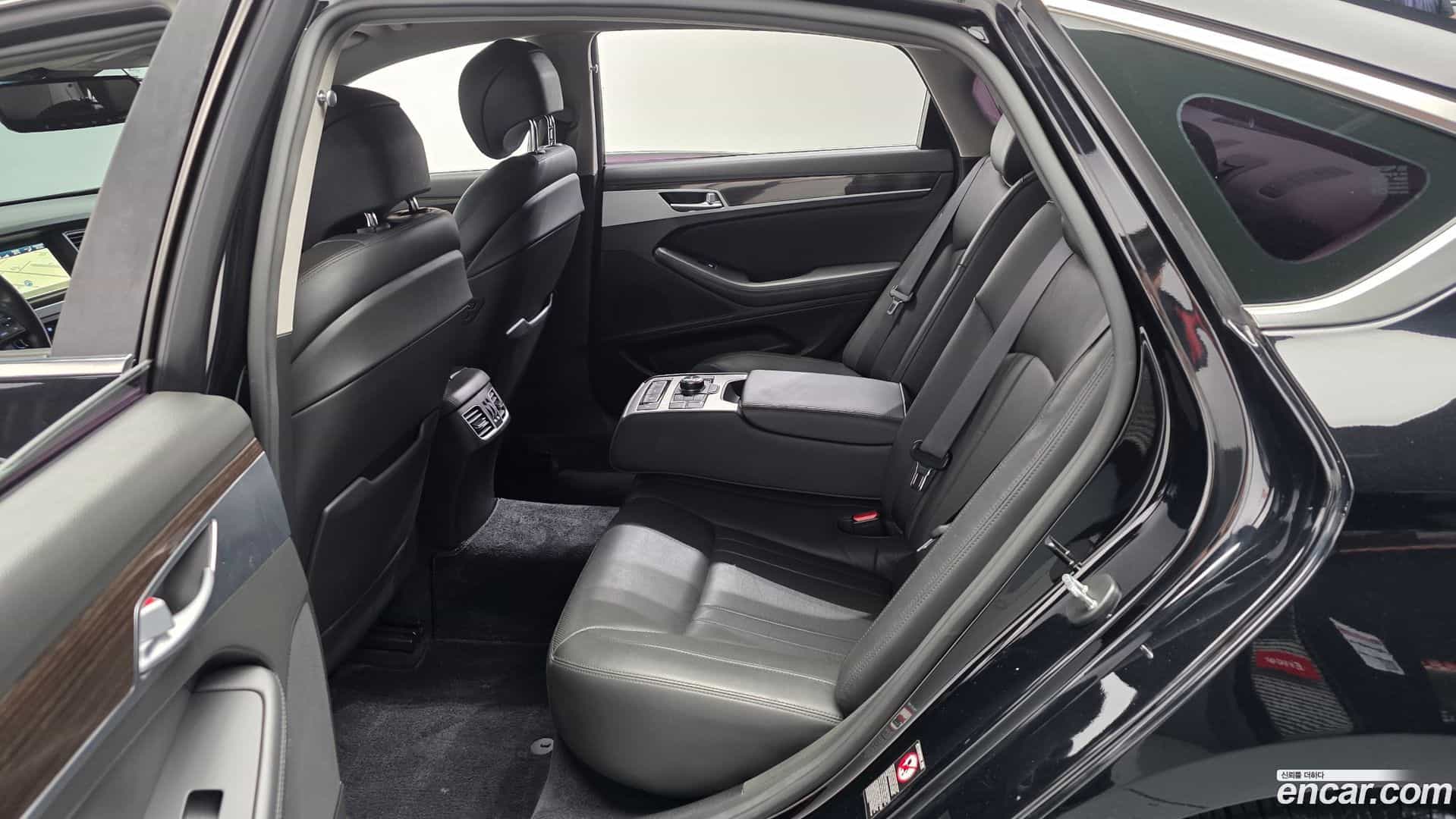 G80 Genesis 2016.6-INNER-036