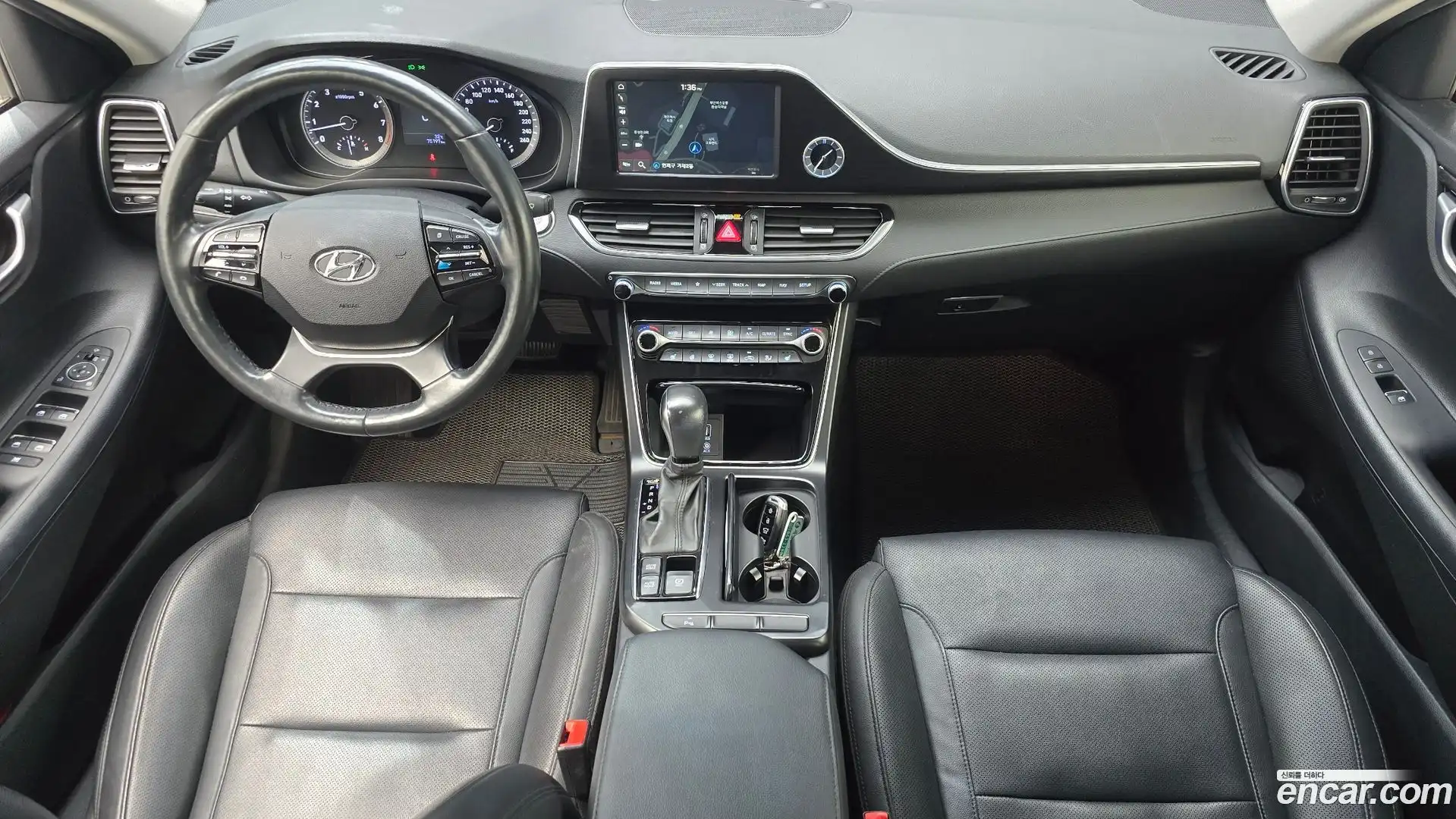 Grandeur Hyundai 2017.8-INNER-007