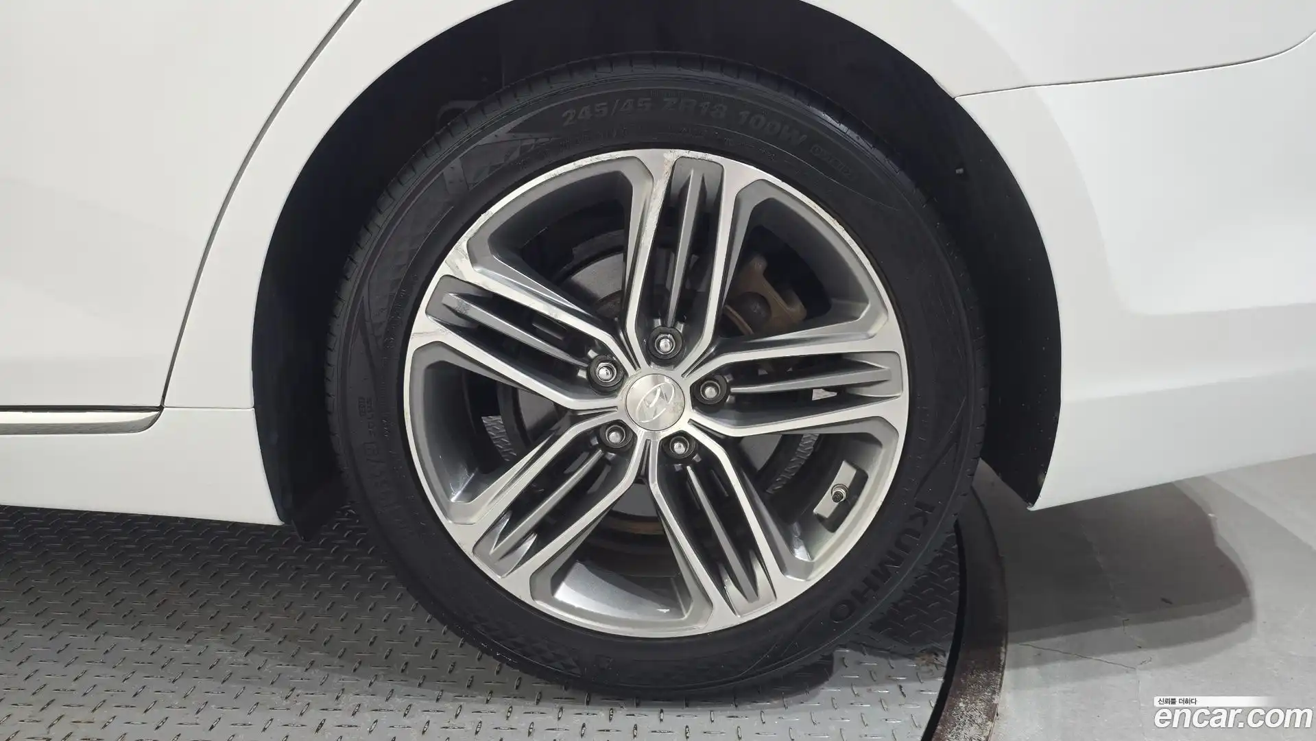 Grandeur Hyundai 2017.8-OUTER-031