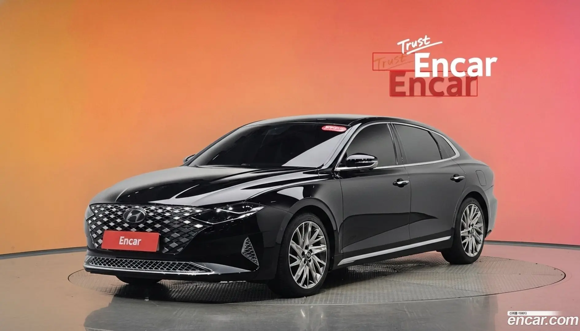 Main__Slider__Photo:Grandeur Hyundai 2020.4-0