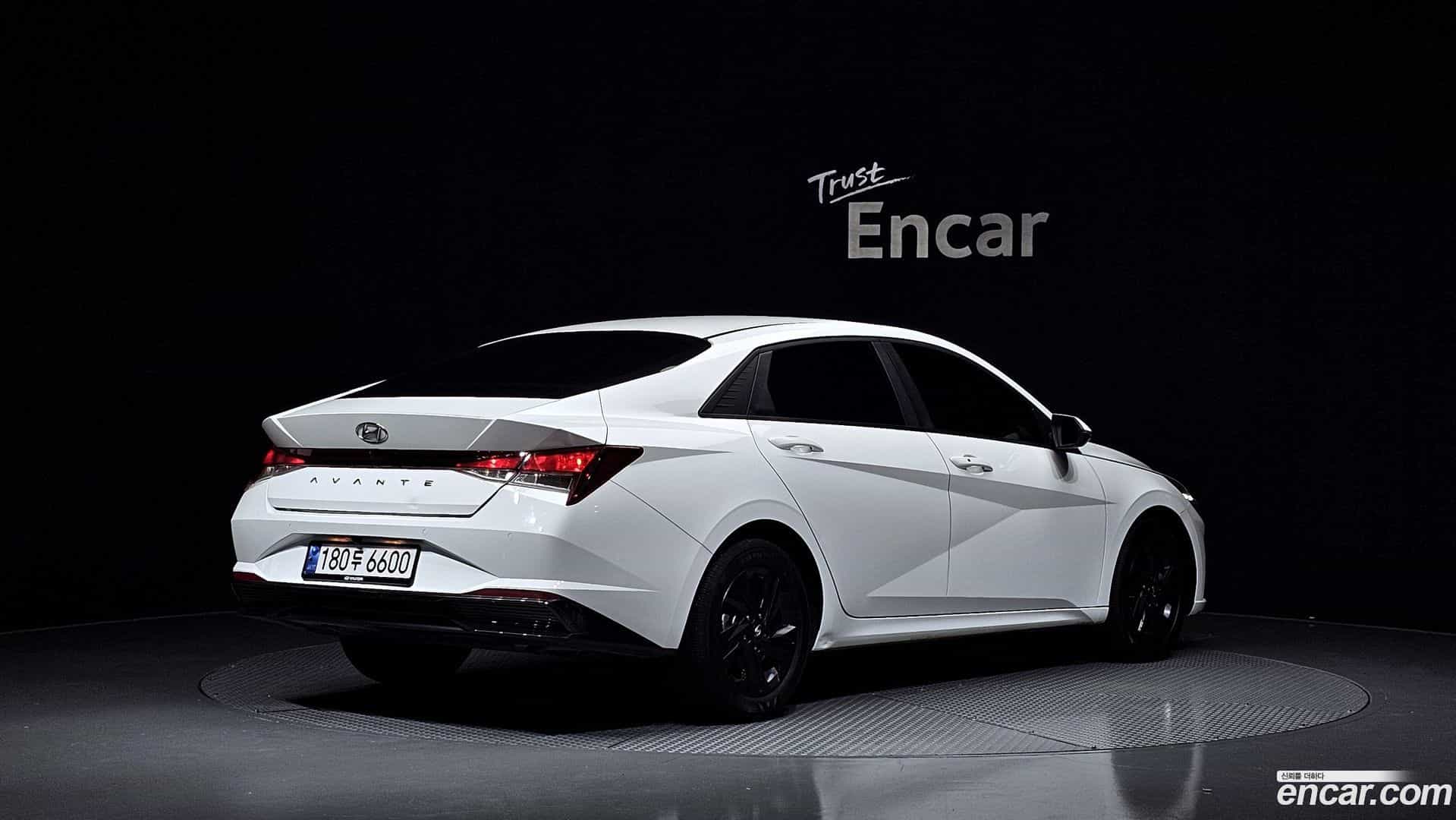 AVANTE Hyundai 2023.0-OUTER-002