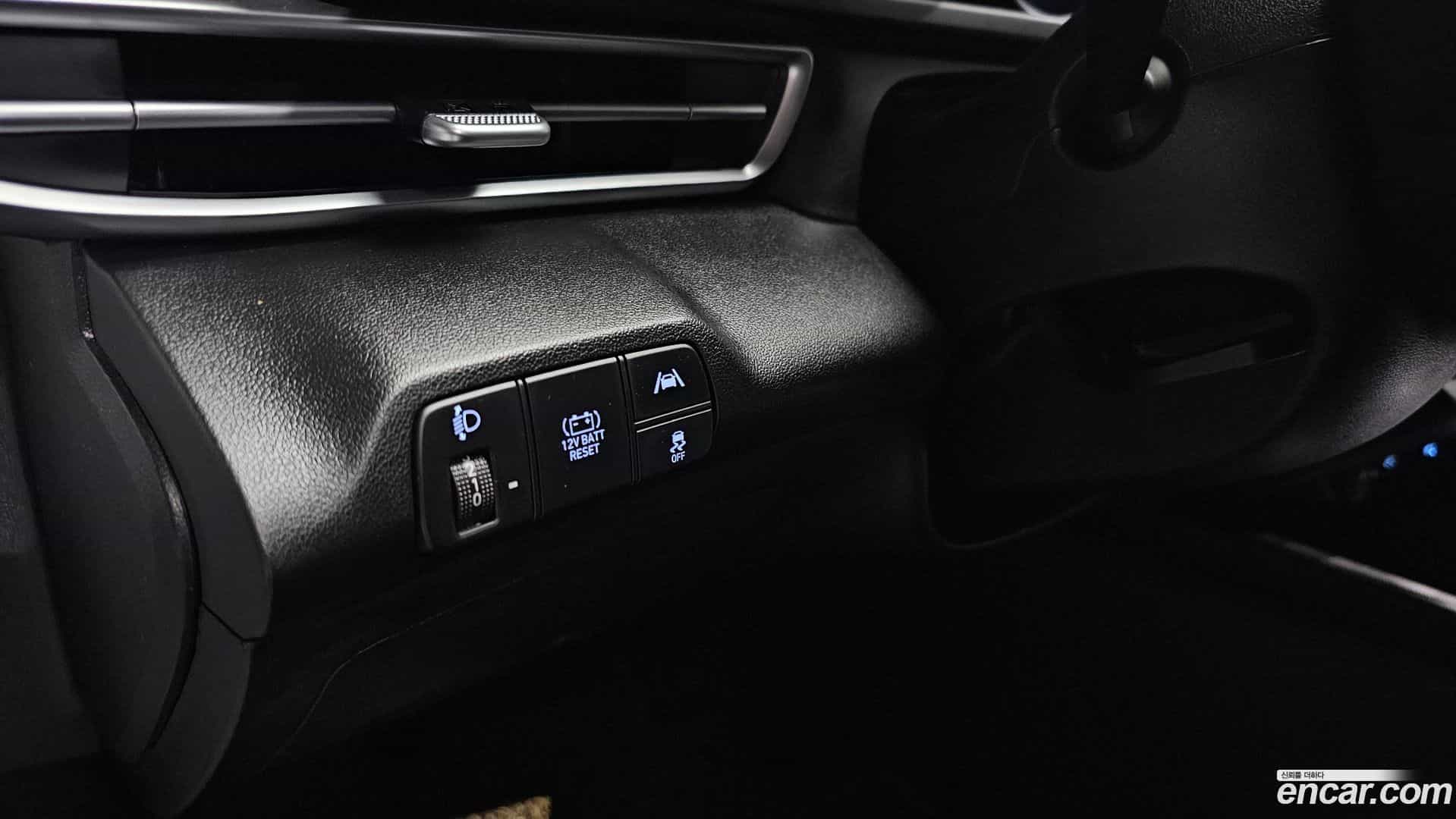 AVANTE Hyundai 2023.0-OPTION-022