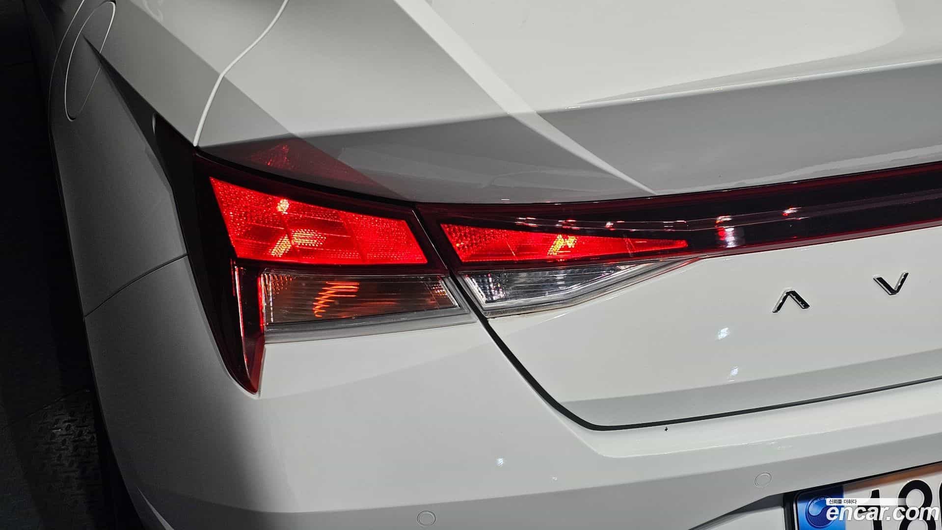 AVANTE Hyundai 2023.0-OUTER-033
