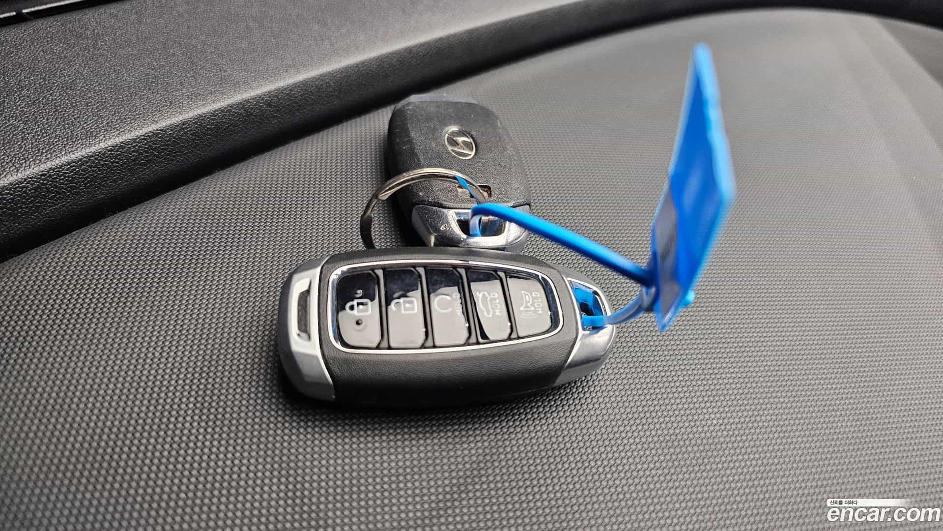 AVANTE Hyundai 2023.0-OPTION-040