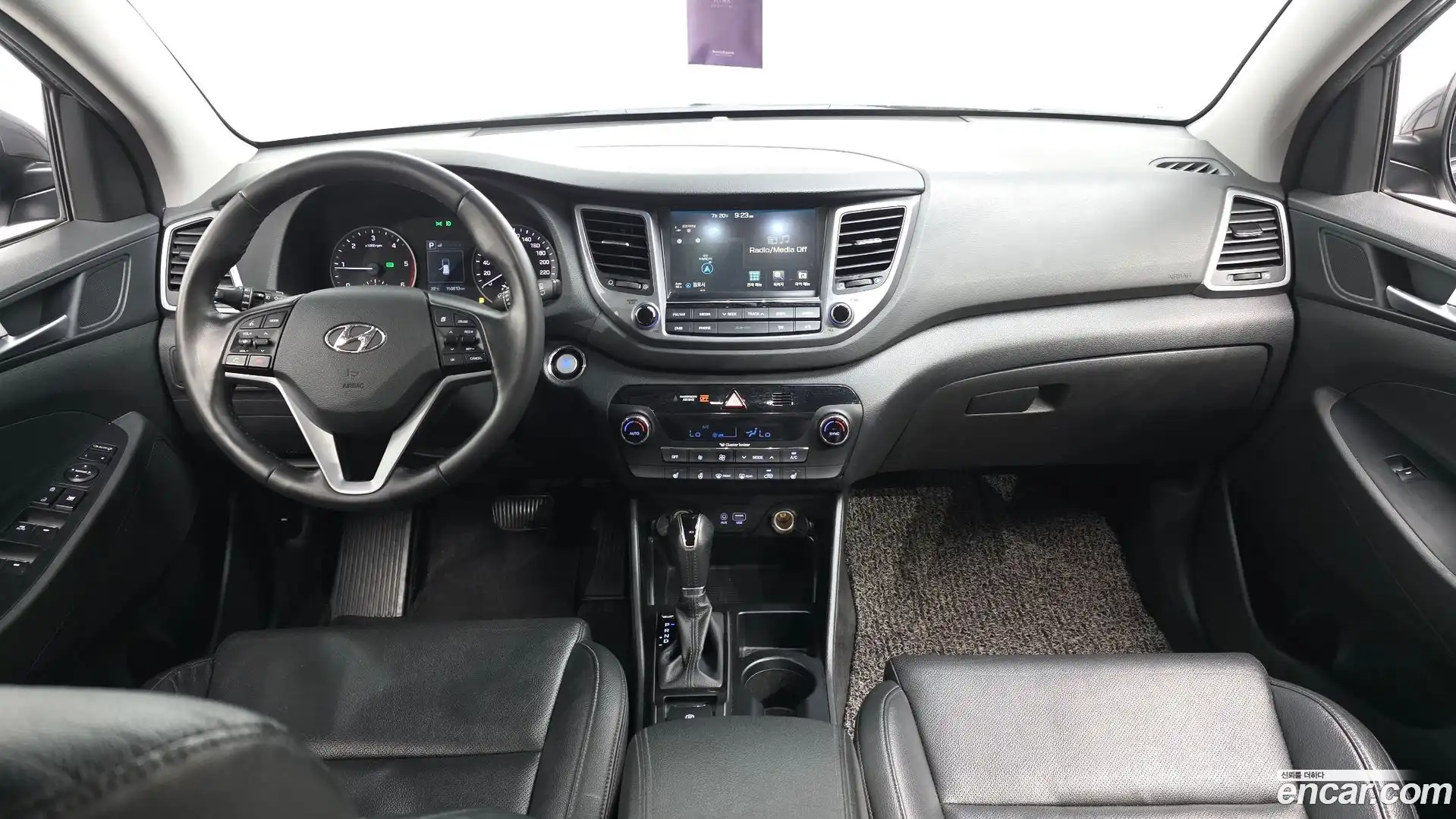 Tucson Hyundai 2016.5-INNER-007
