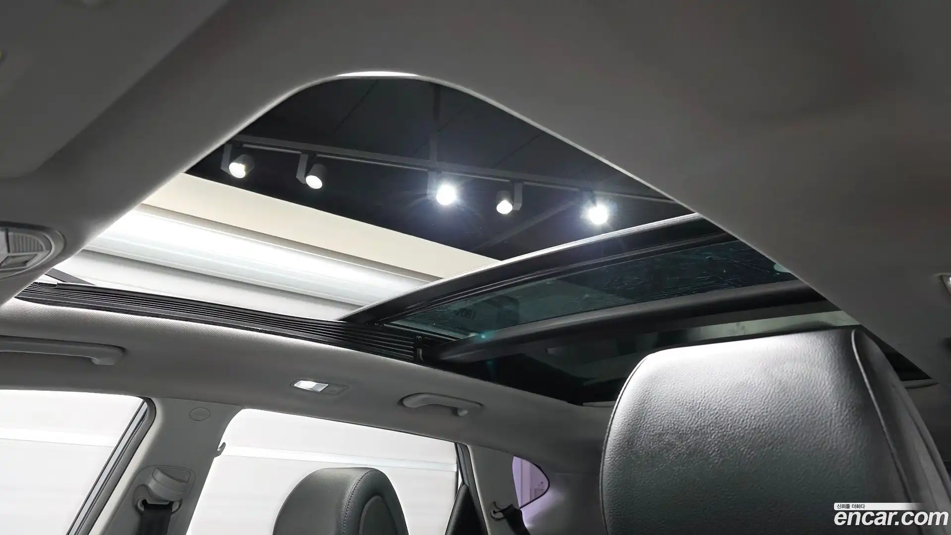 Tucson Hyundai 2016.5-OPTION-023