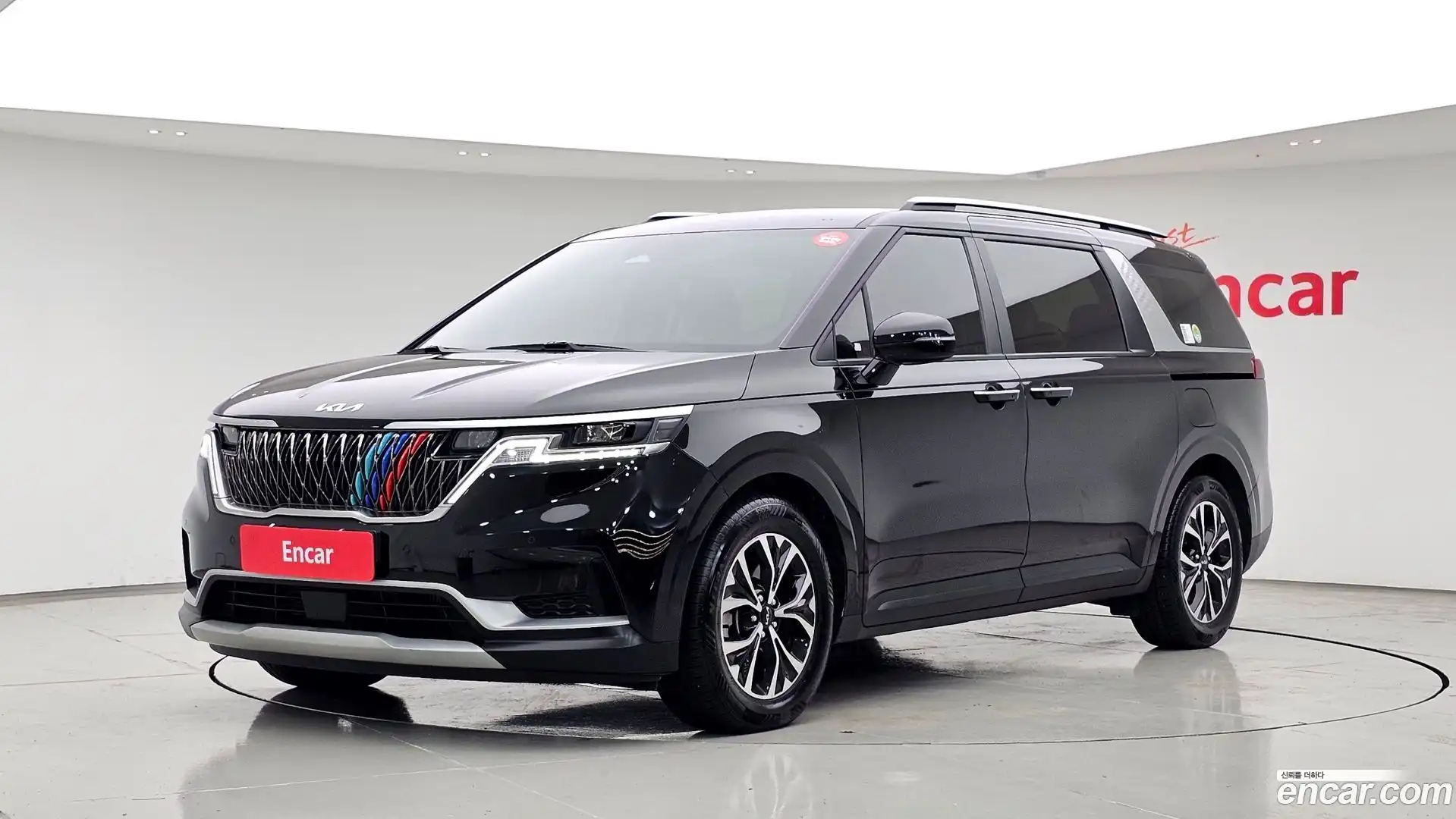 Canival Kia 2023.3-OUTER-001