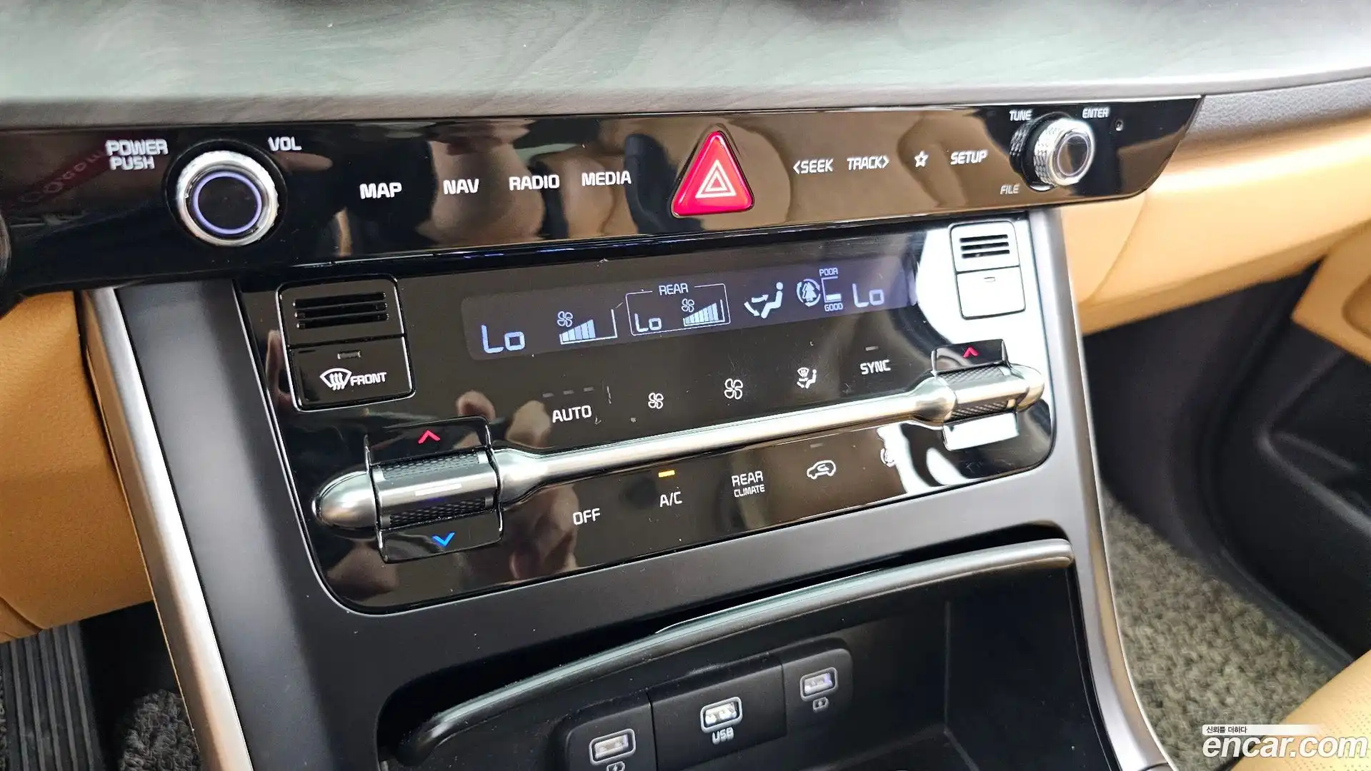 Canival Kia 2023.3-OPTION-022