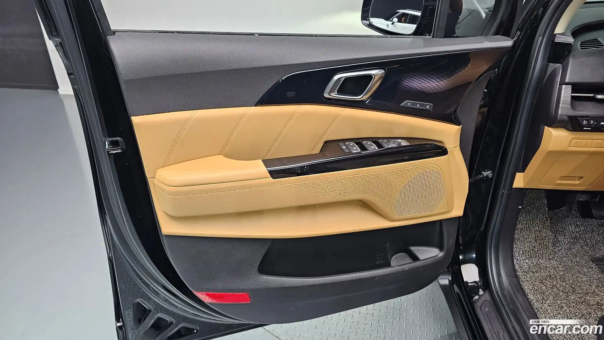 Canival Kia 2021.2-INNER-034