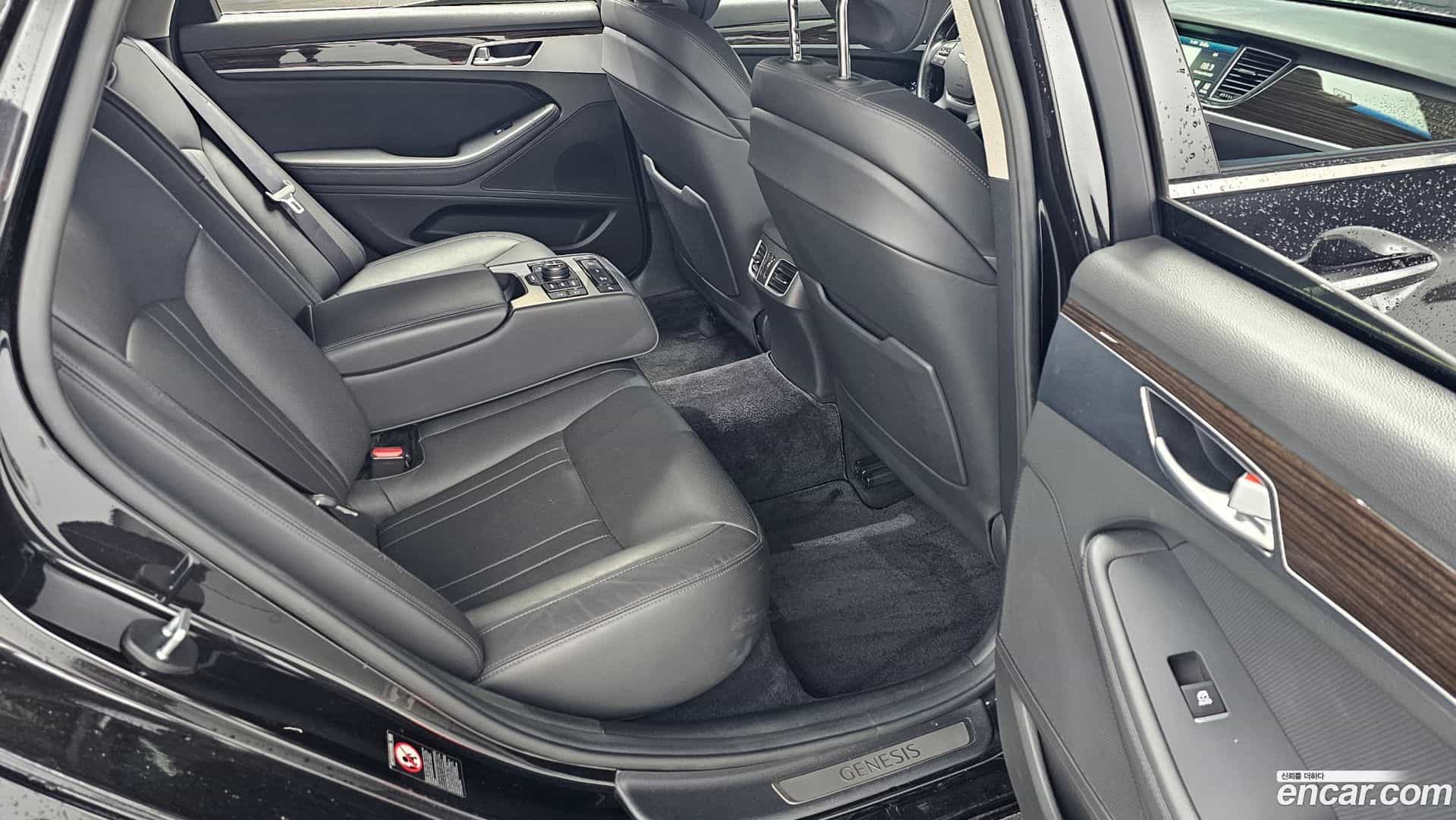 G80 Genesis 2018.7-OPTION-016