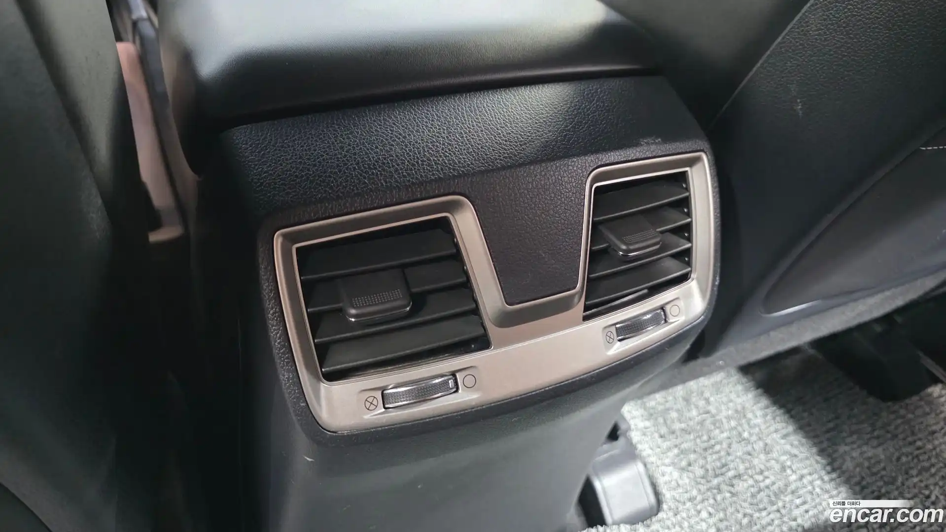 Rexton KG Mobility 2018.4-OPTION-041