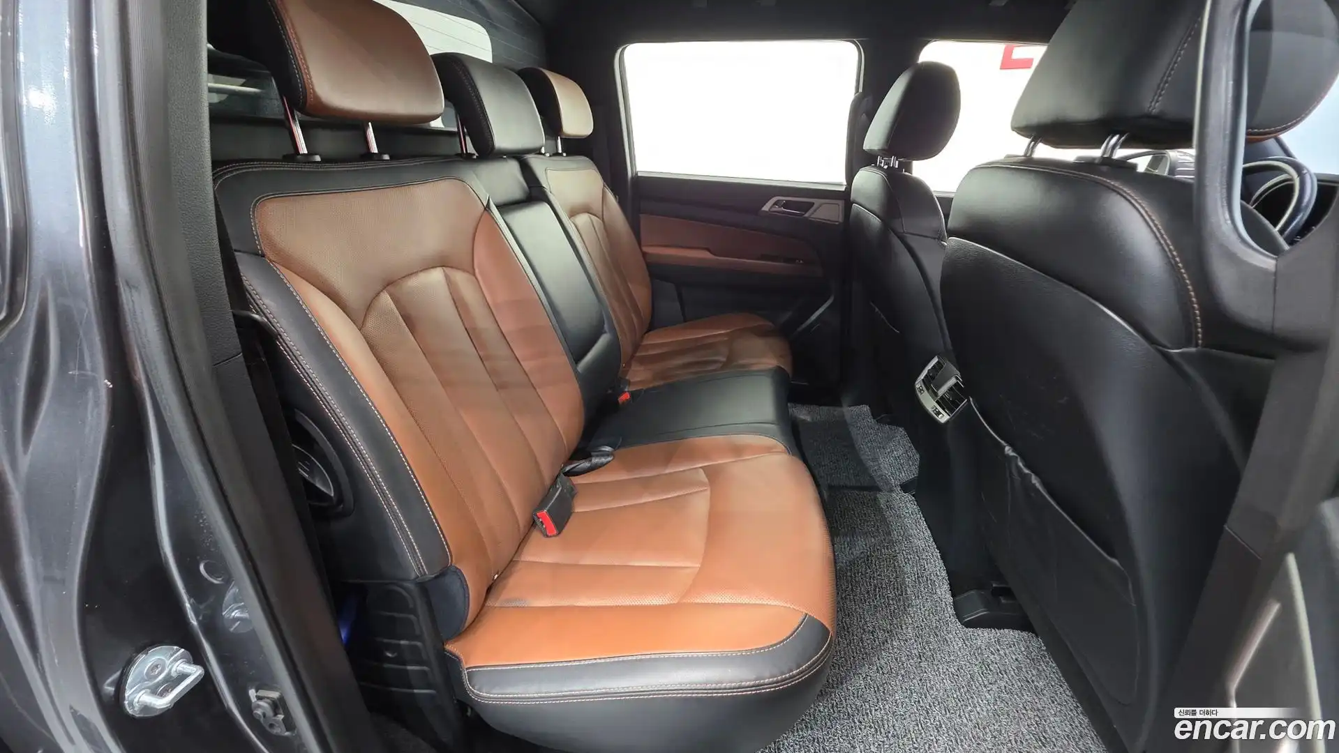 Rexton KG Mobility 2018.4-OPTION-042