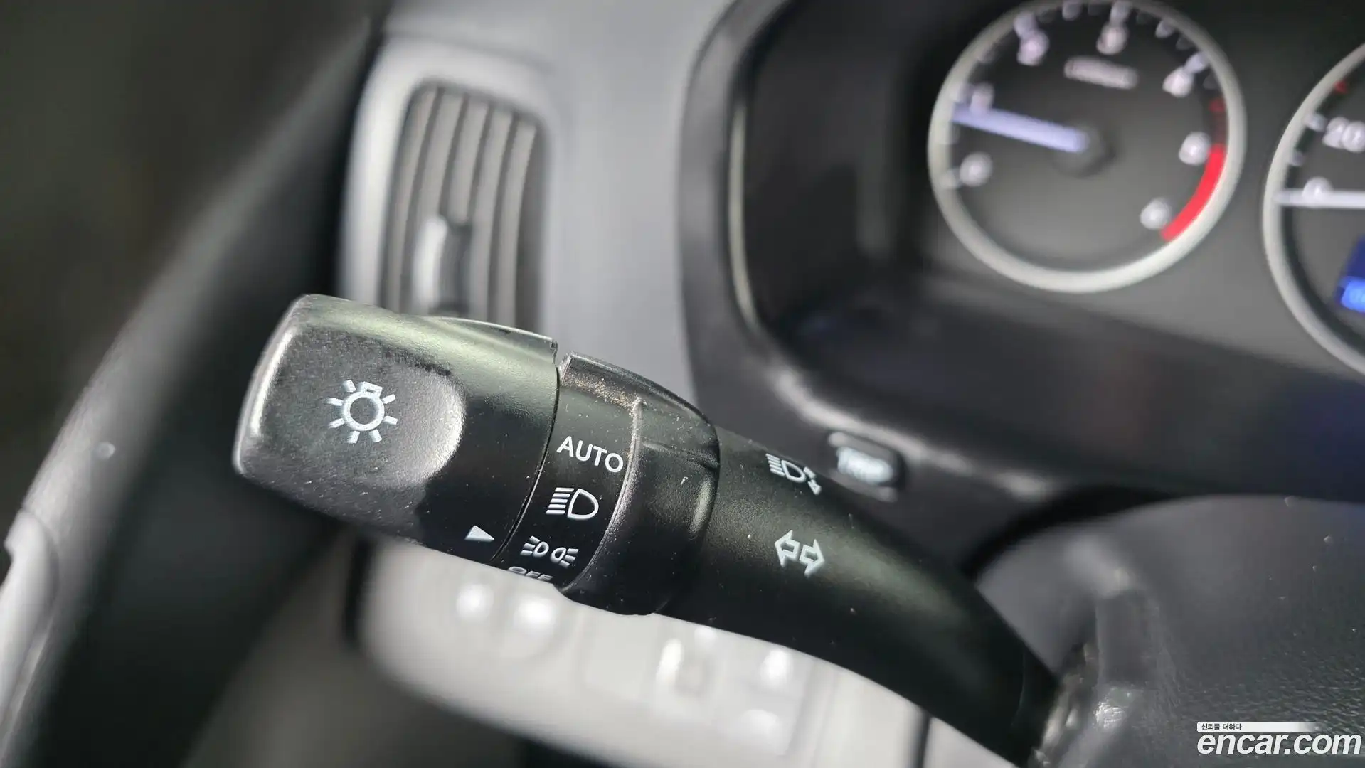 Starex Hyundai 2017.1-OPTION-023