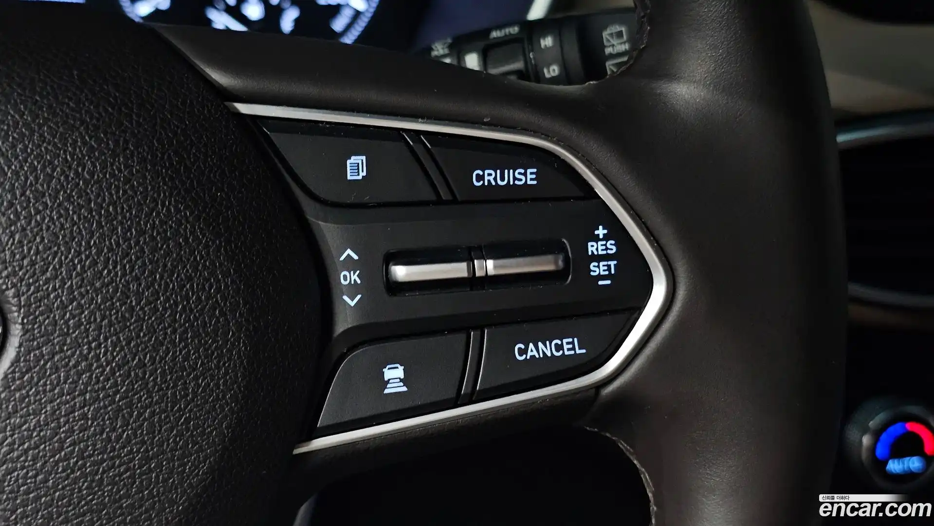 Santafe Hyundai 2019.4-OPTION-018