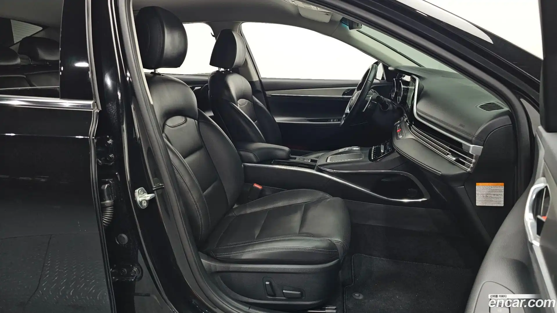 Grandeur Hyundai 2021.9-OPTION-015