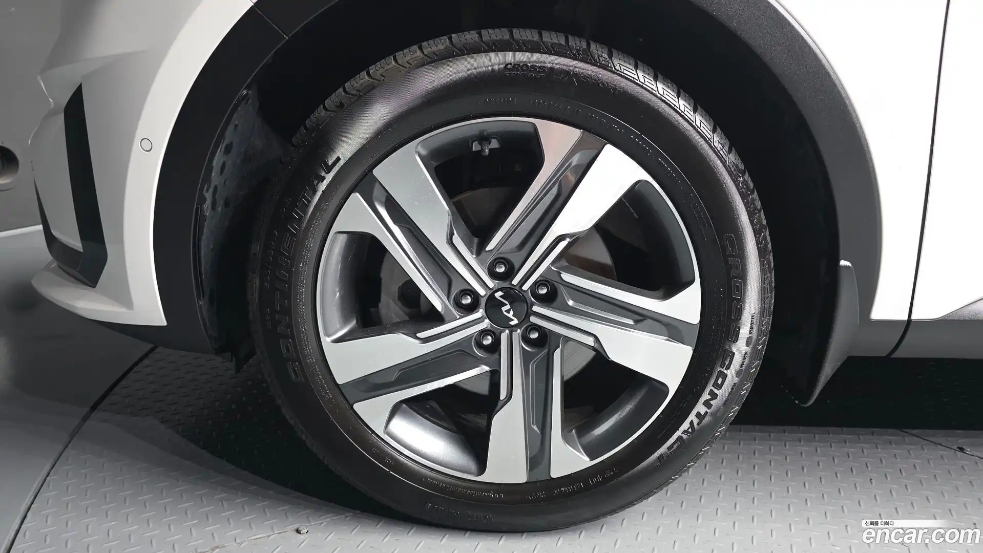 Sorento Kia 2022.9-OUTER-005
